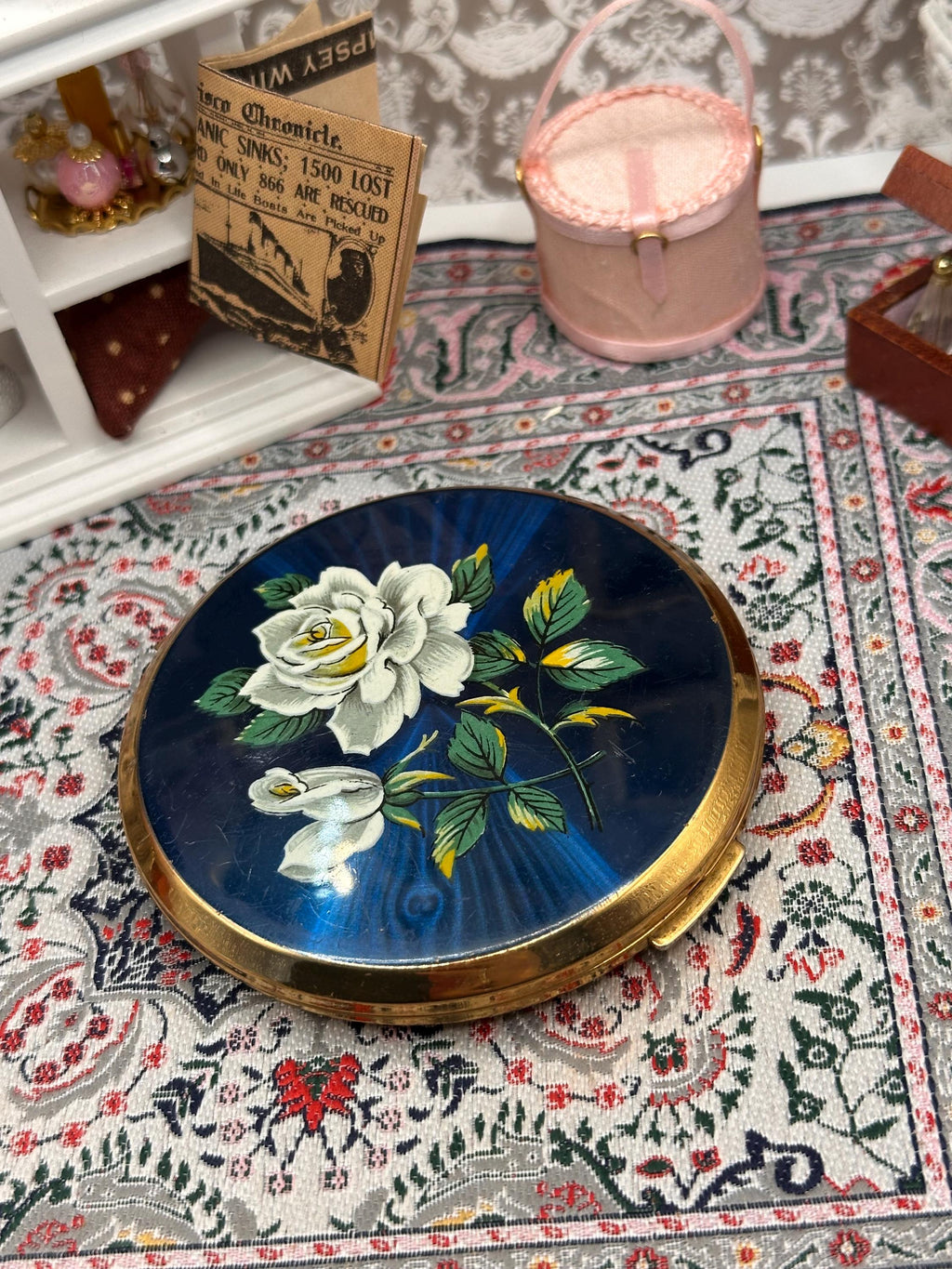 Stratton Convertible Powder Compact Blue Enamel White Rose Floral Mid-Century Made in England