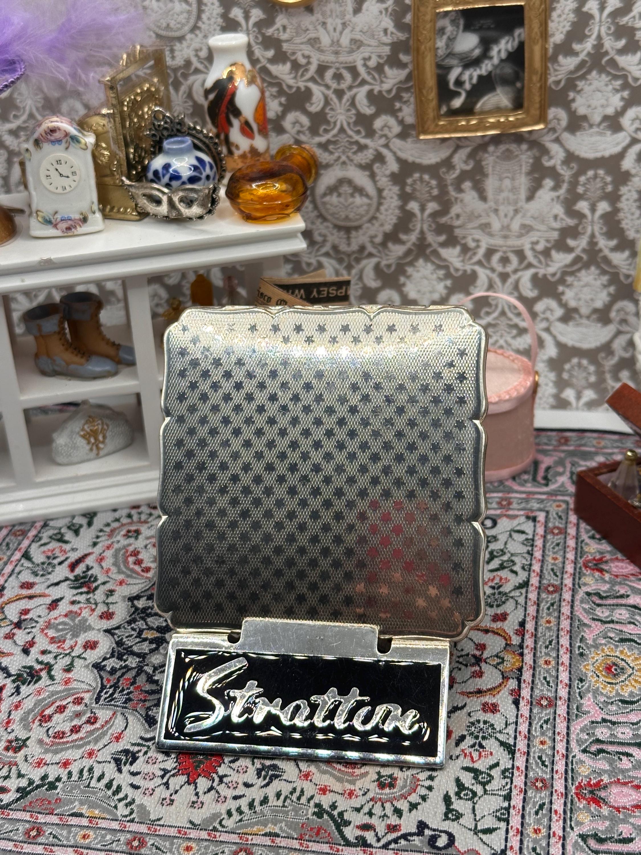 Vintage Stratton Powder Compact, Silver Tone Engine Turned, Made in England