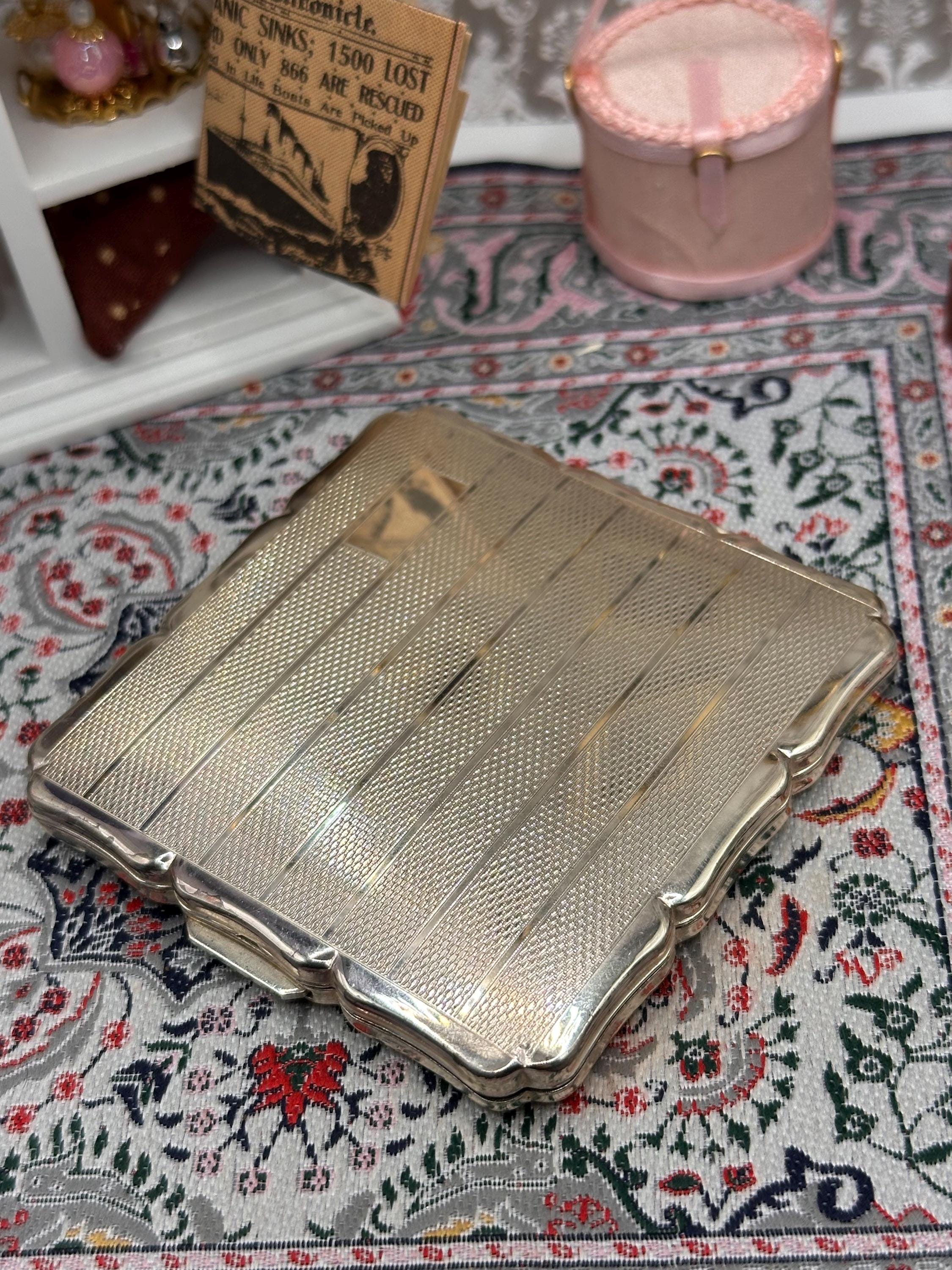 Vintage Stratton Powder Compact, Silver Tone Engine Turned, Made in England