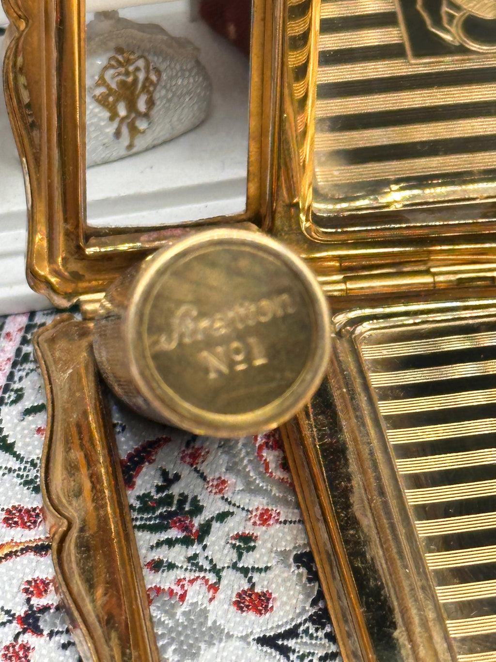 Stratton No.1 Combination Compact with Lipstick Holder – Vintage 1950s Loose Powder Compact