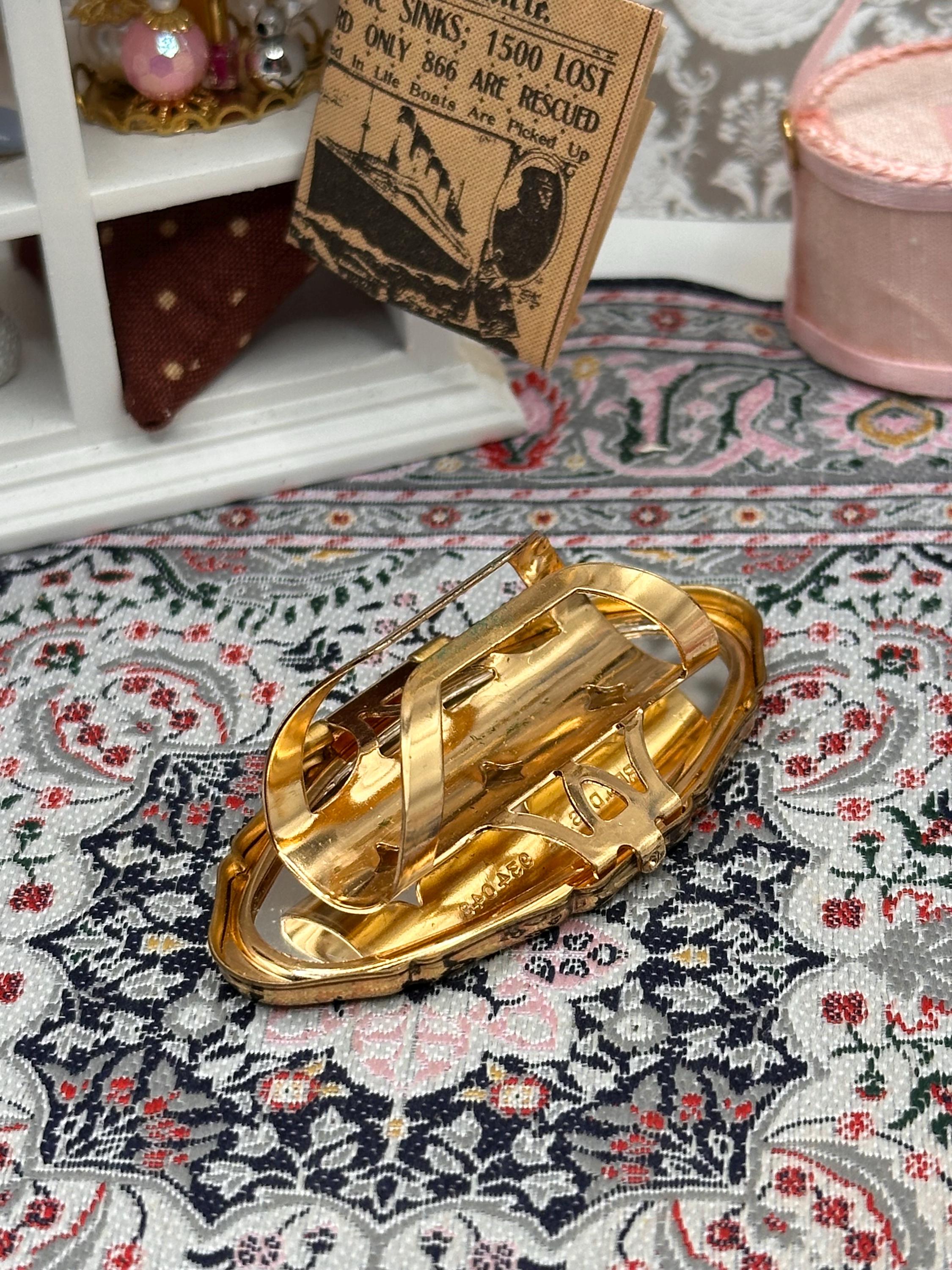 Stratton Lip-View Lipstick Compact – Vintage 1950s Enamel Floral Design – Gold Tone Mirror Lid – 6cm