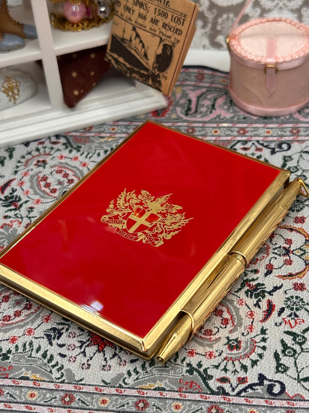 Vintage Stratton Notepad & Pen Set – Red Enamel Crest – Gold Tone