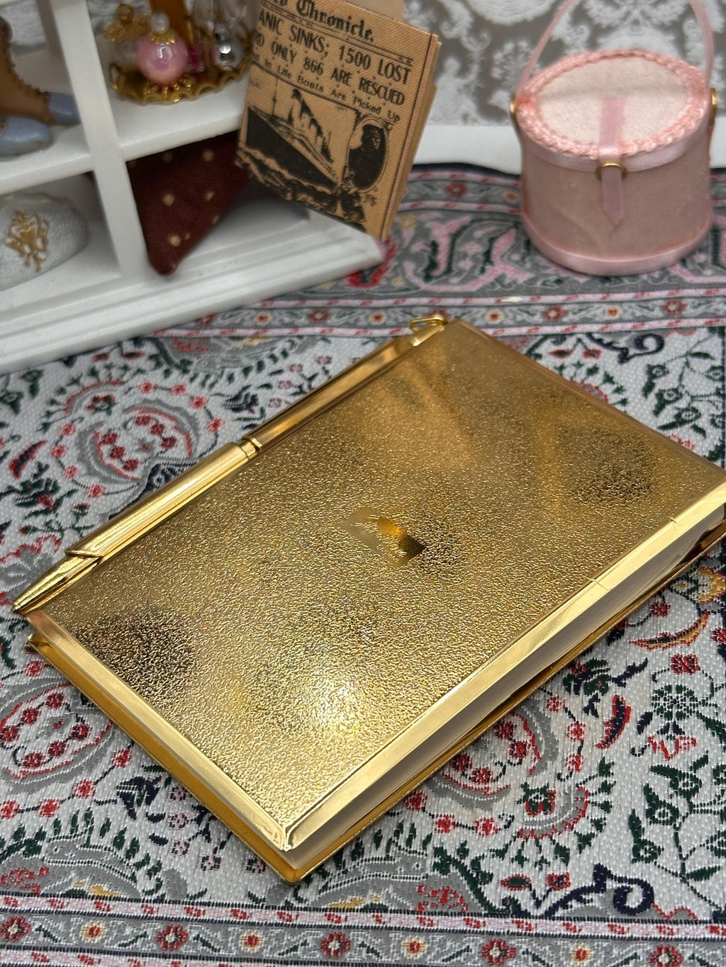 Vintage Stratton Notepad & Pen Set – Red Enamel Crest – Gold Tone