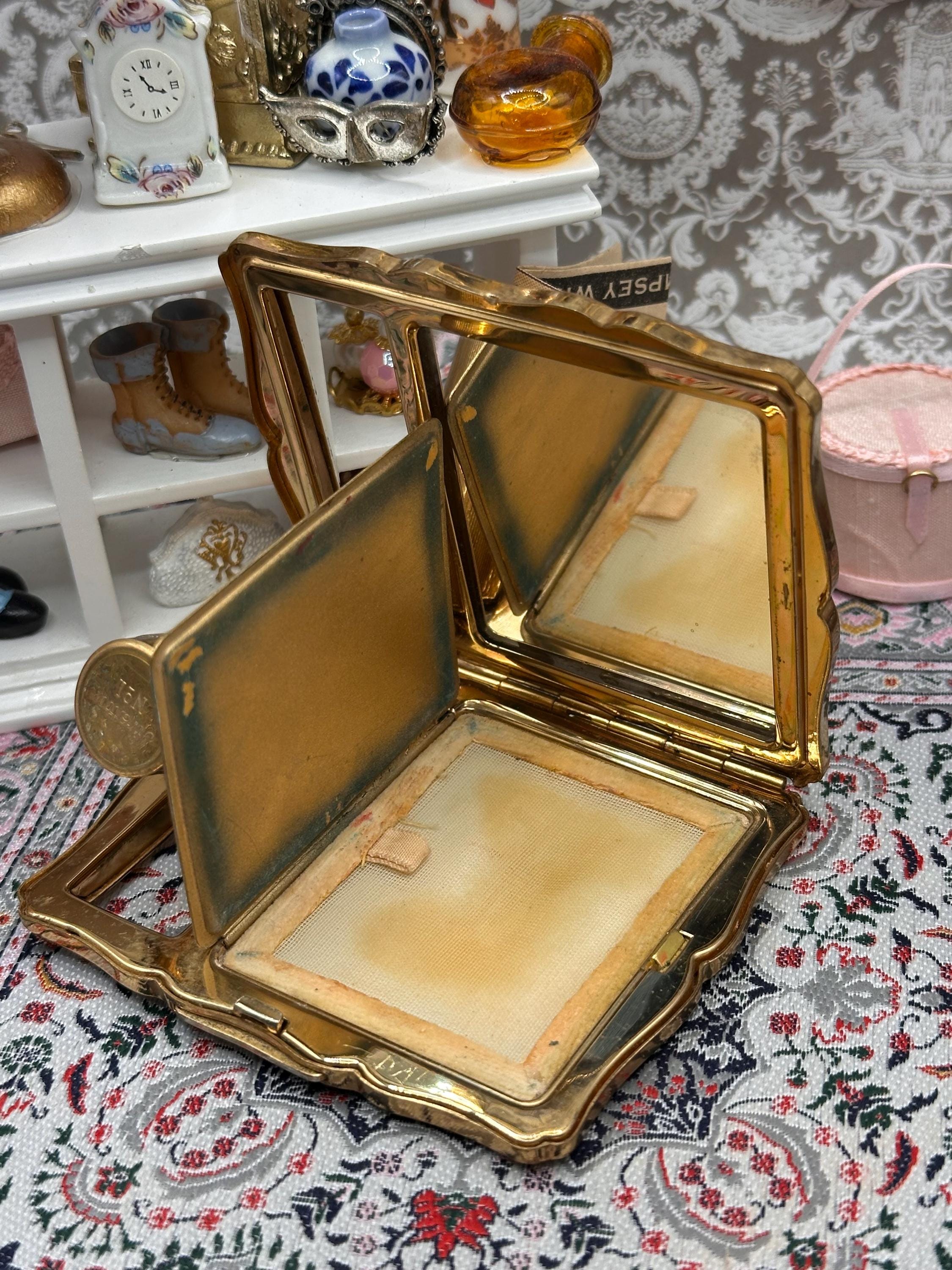 Stratton No.1 Combination Compact with Lipstick Holder – Vintage 1950s Loose Powder Compact