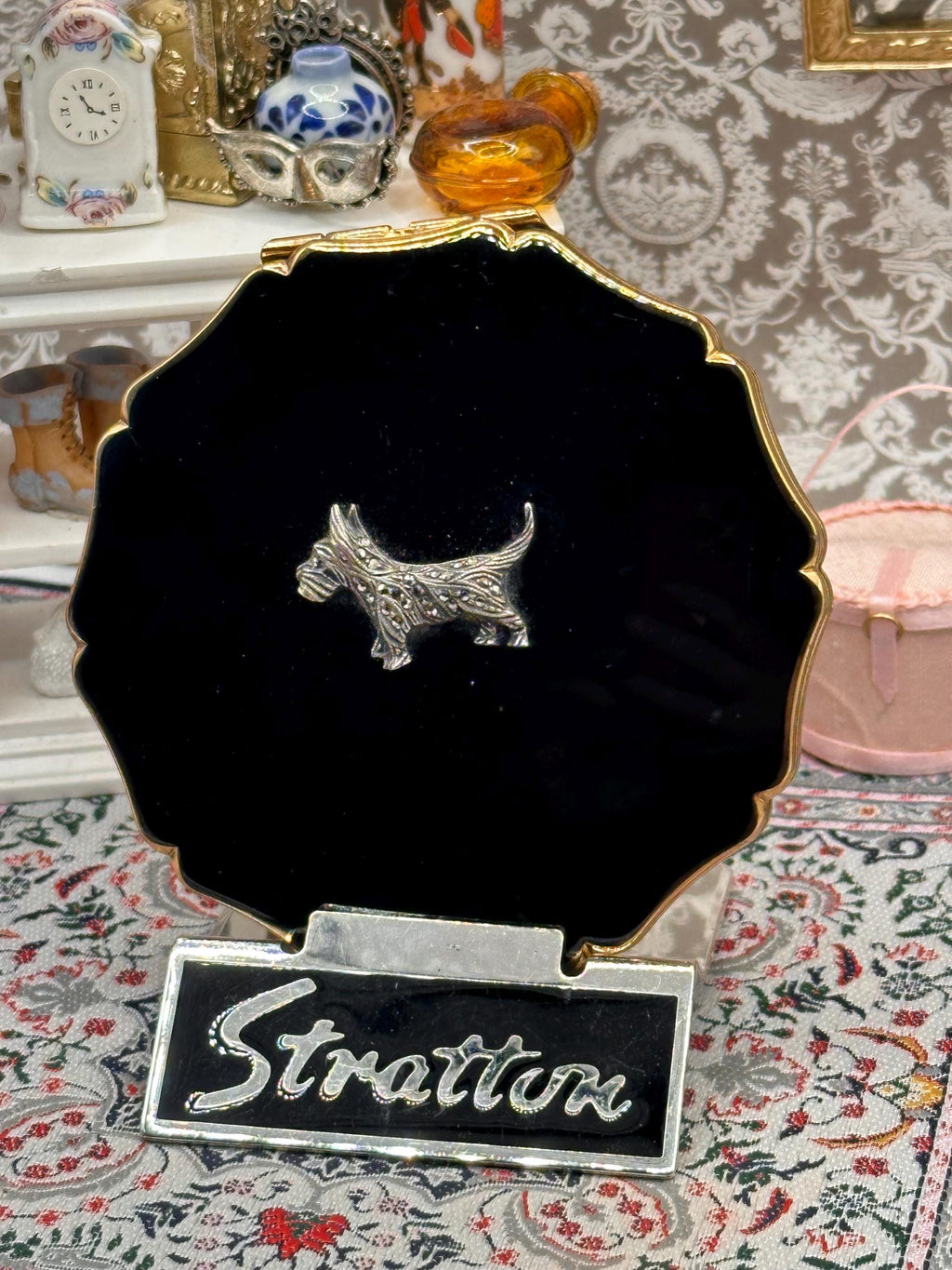 Vintage Stratton Black Enamel Terrier Powder Compact – Diamanté Dog Motif – Heavy Gilt Interior