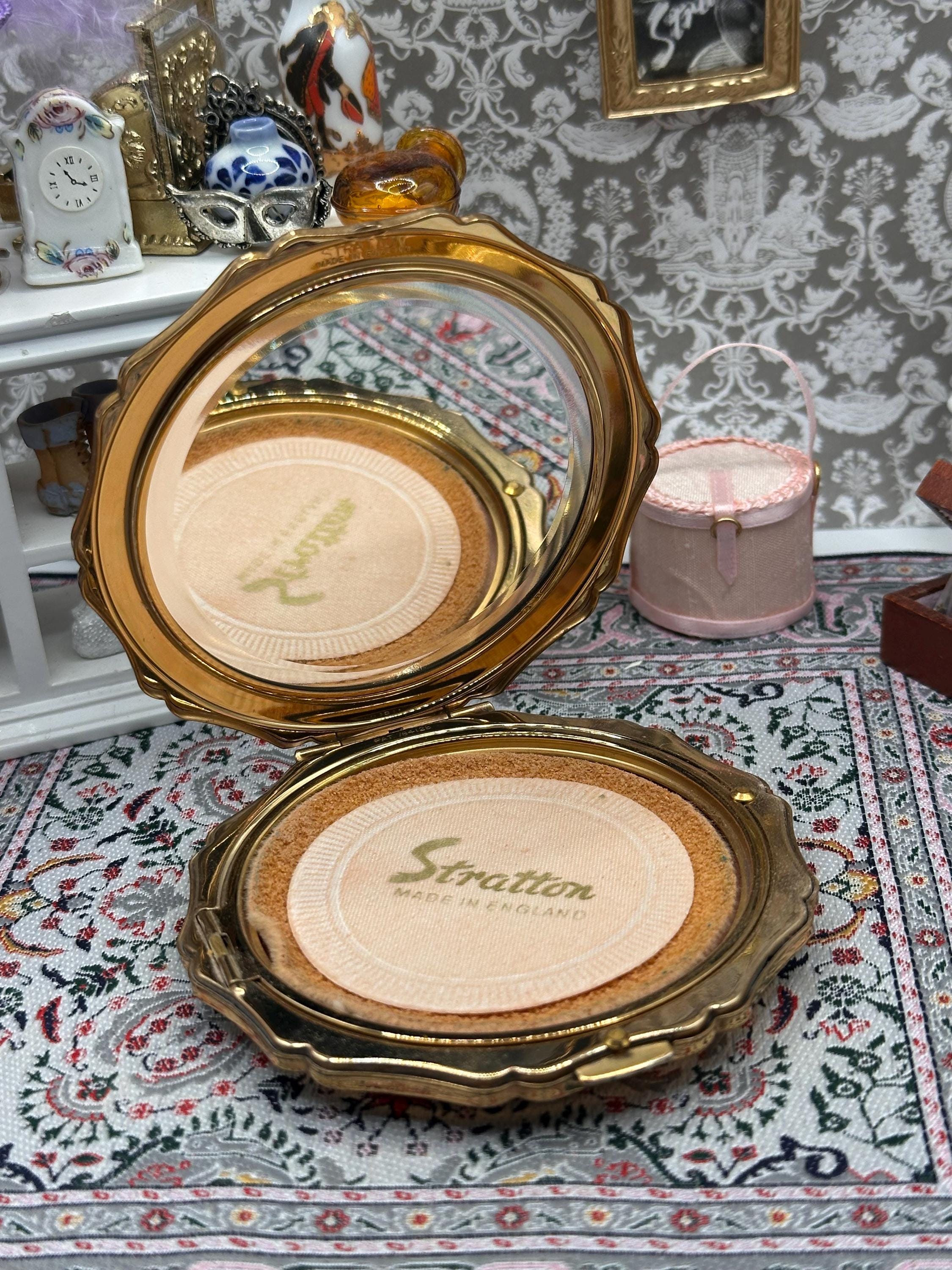 Vintage Stratton Black Enamel Terrier Powder Compact – Diamanté Dog Motif – Heavy Gilt Interior