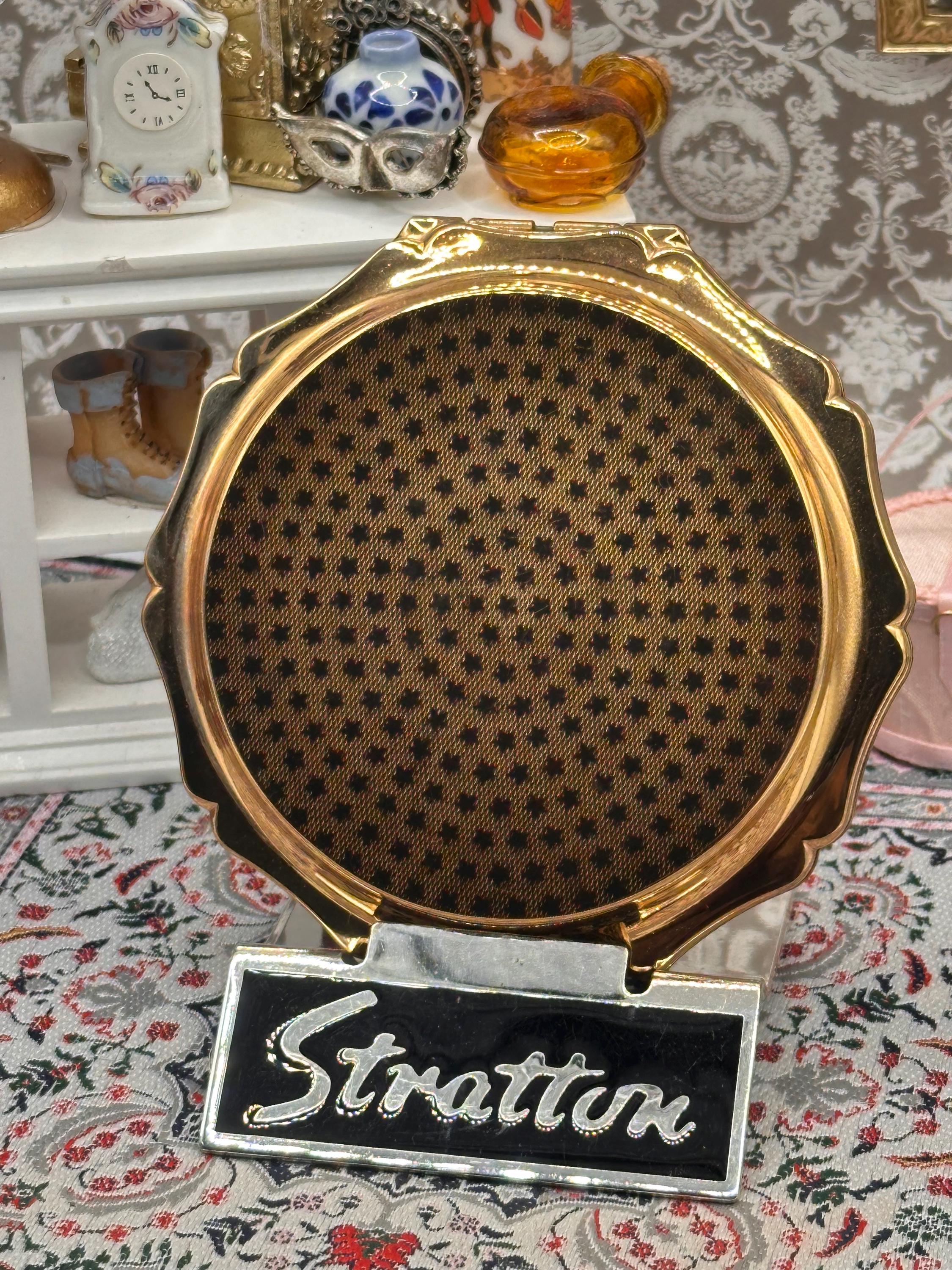 Vintage Stratton Black Enamel Terrier Powder Compact – Diamanté Dog Motif – Heavy Gilt Interior