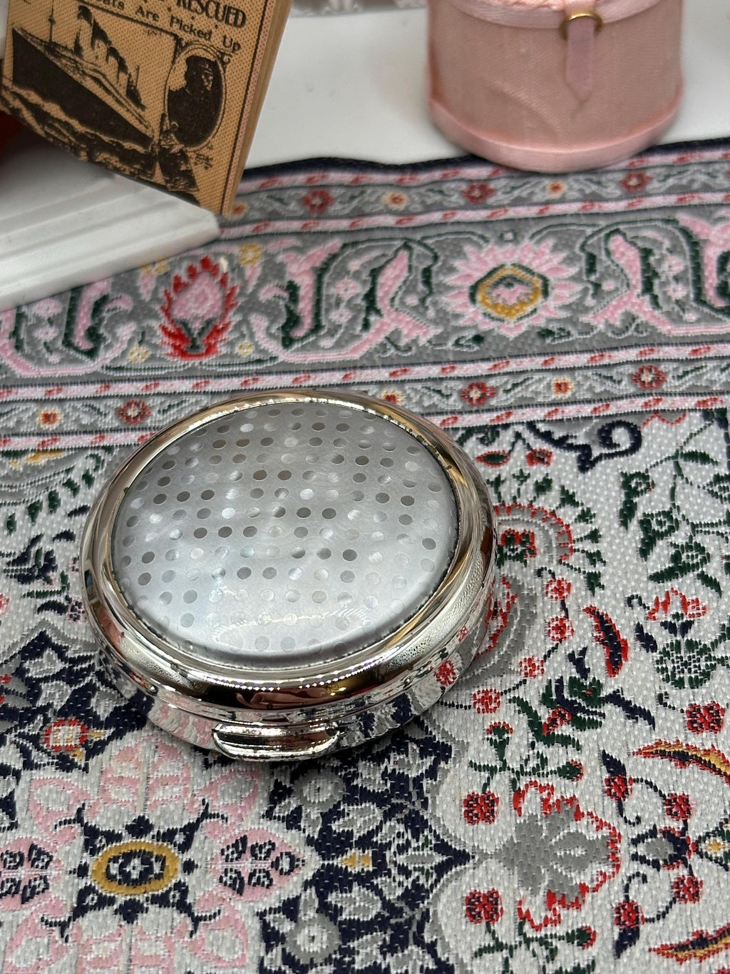 Vintage Stratton Silver Tone Pill Box, Boxed, Engine Turned Lid, 4.5cm