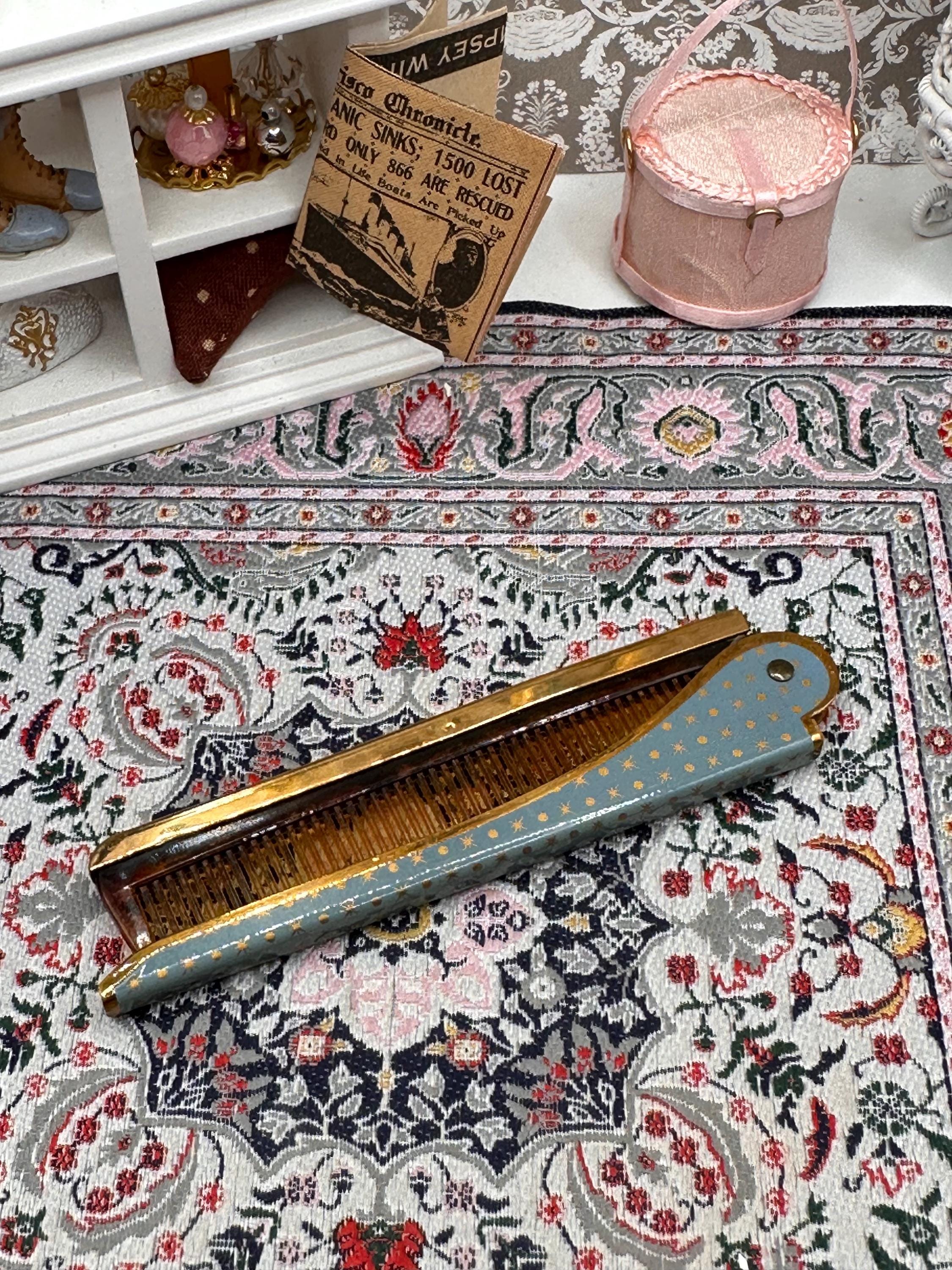 Vintage Mascot Folding Comb 10cm Blue Enamel Star Design Gold Tone Case