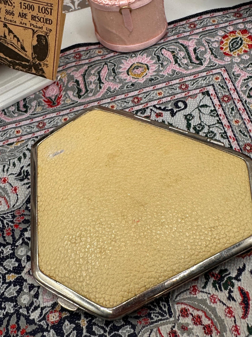Art Deco Leather Covered Powder Compact, L.F. (Louis Frères), French, 1930s Chrome Frame