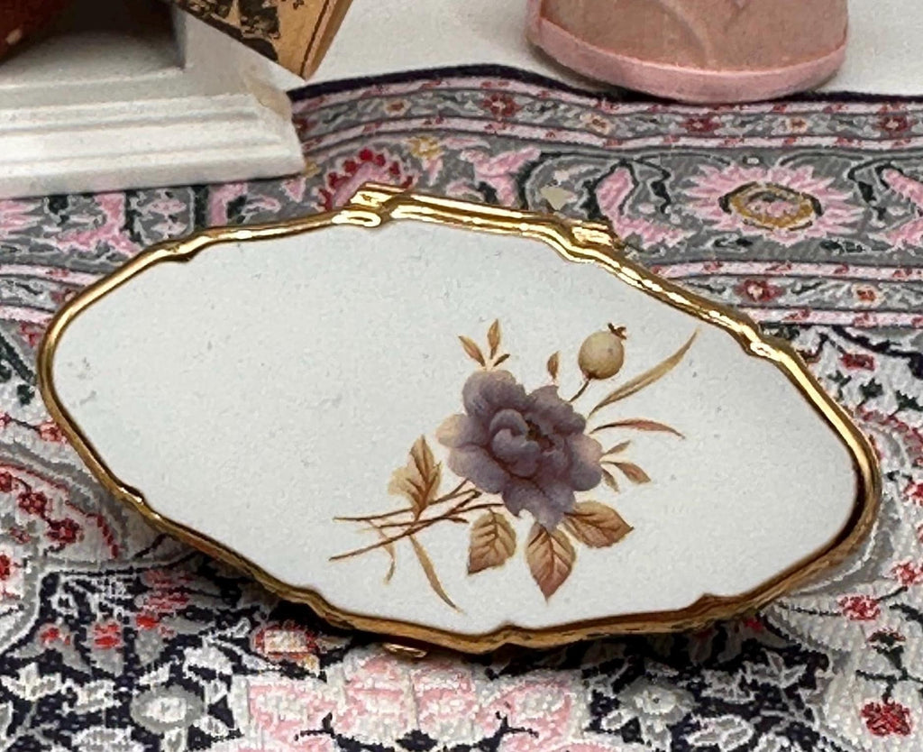 Vintage Stratton Lipview Compact Mirror: White Floral Enamel, Gold Tone, Boxed
