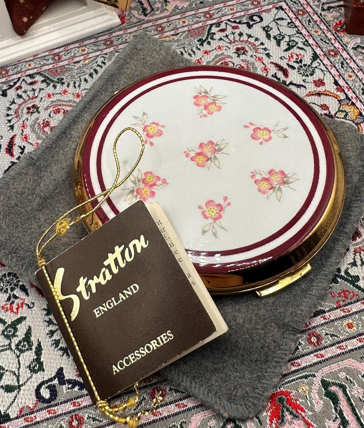 Vintage Stratton Powder Compact: 1960s Floral Enamel, Boxed with Tag