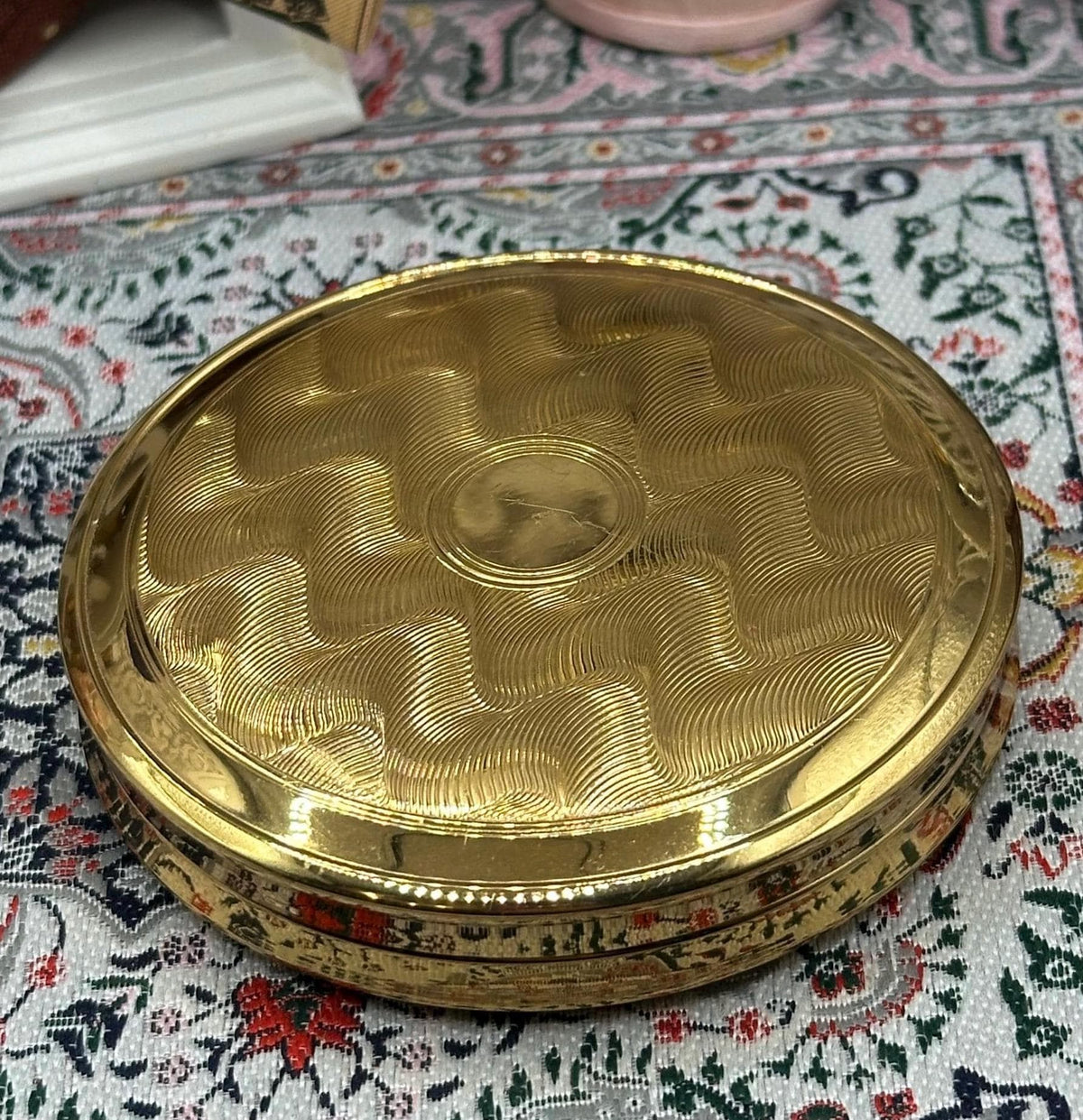 Vintage Piccadilly by Regent of London Powder Compact – Gold Tone Guilloché & Concentric Rings, Unused