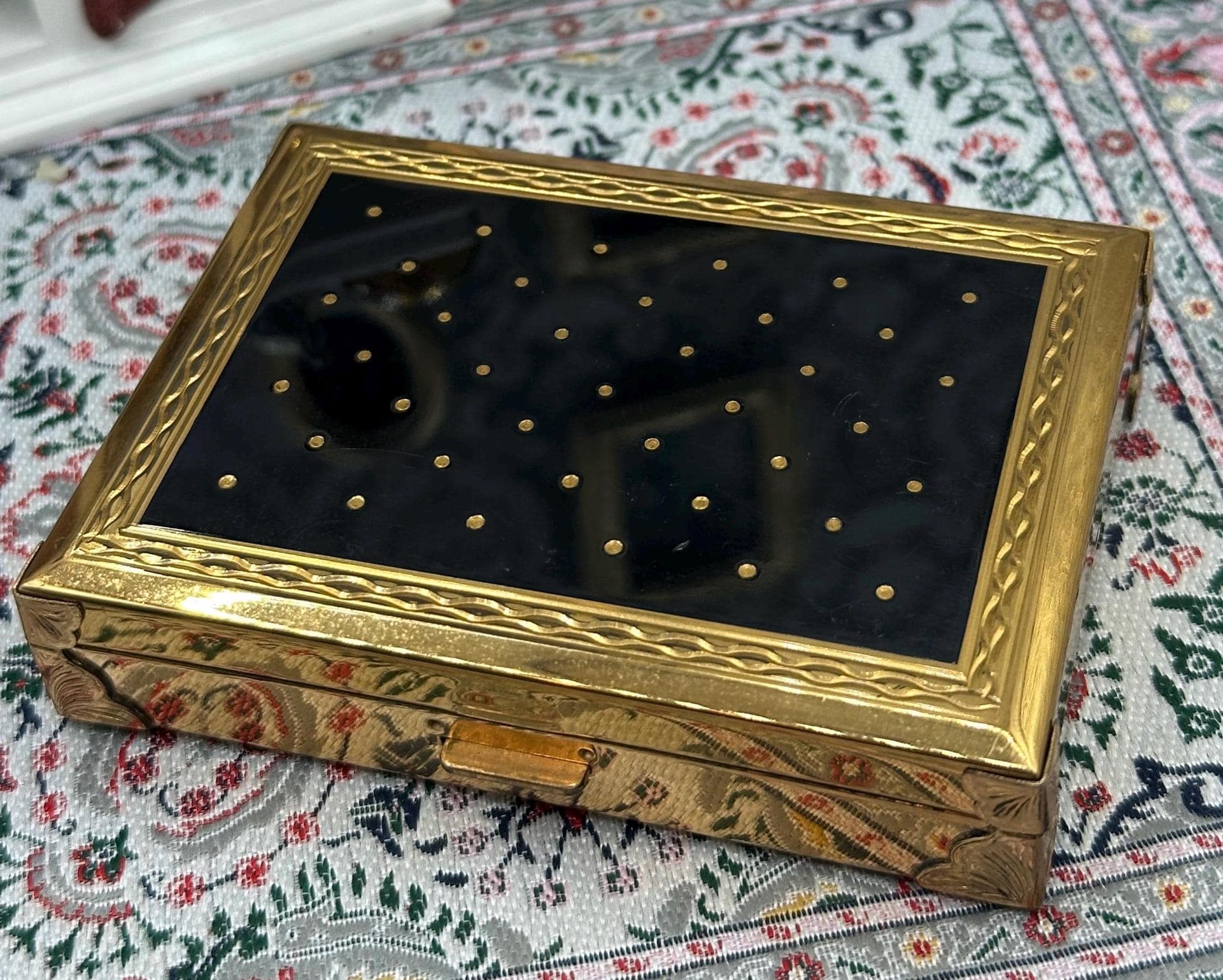 Carene Reuge Ste-Croix Swiss Musical Compact – Plays ‘The Blue Danube’, Black & Gold, Vintage Vanity