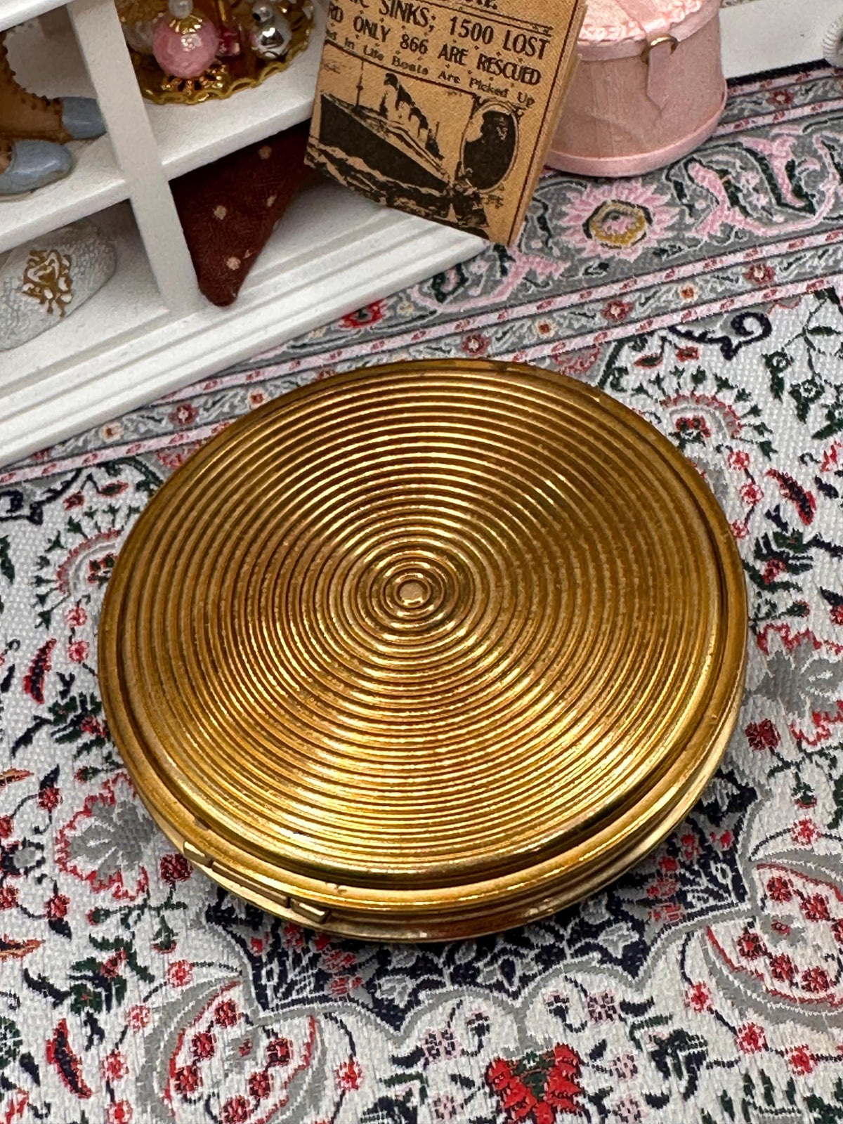 Vintage Mascot Powder Compact Blue Enamel Floral Centre Gold Tone Round 7.5cm