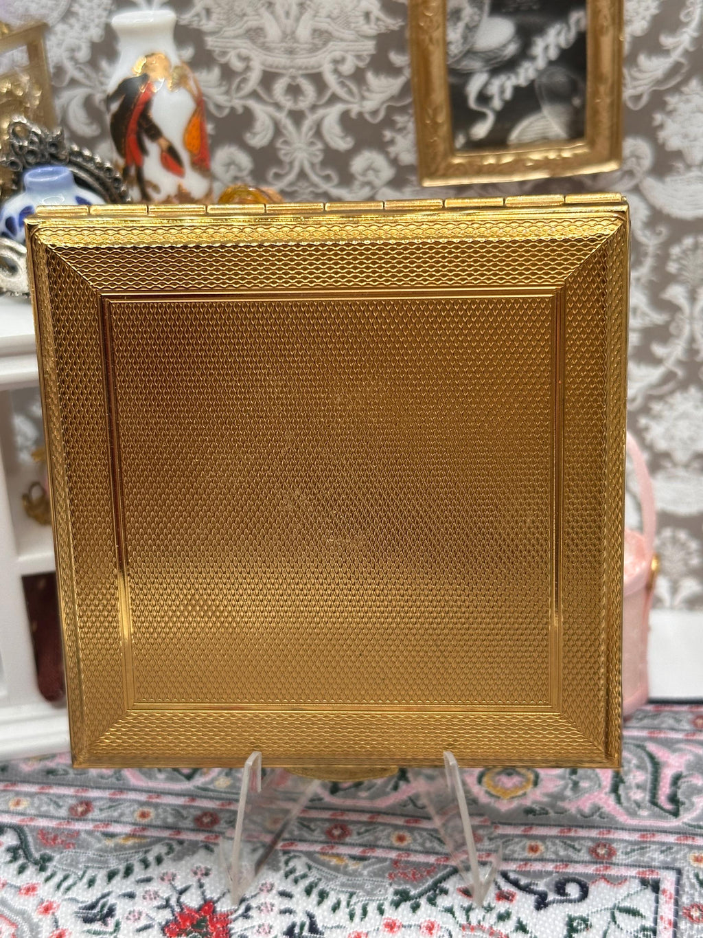 Vintage Kigu Powder Compact: 1950s Gold Tone Starburst Mid Century Vanity Case