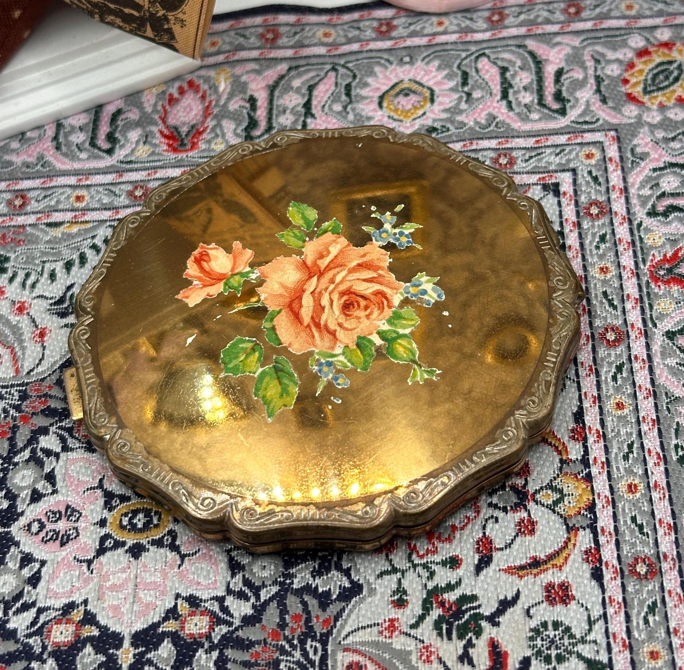 Vintage Stratton Queen Style Powder Compact 7.5cm Hand Painted Rose Design Gold Tone England