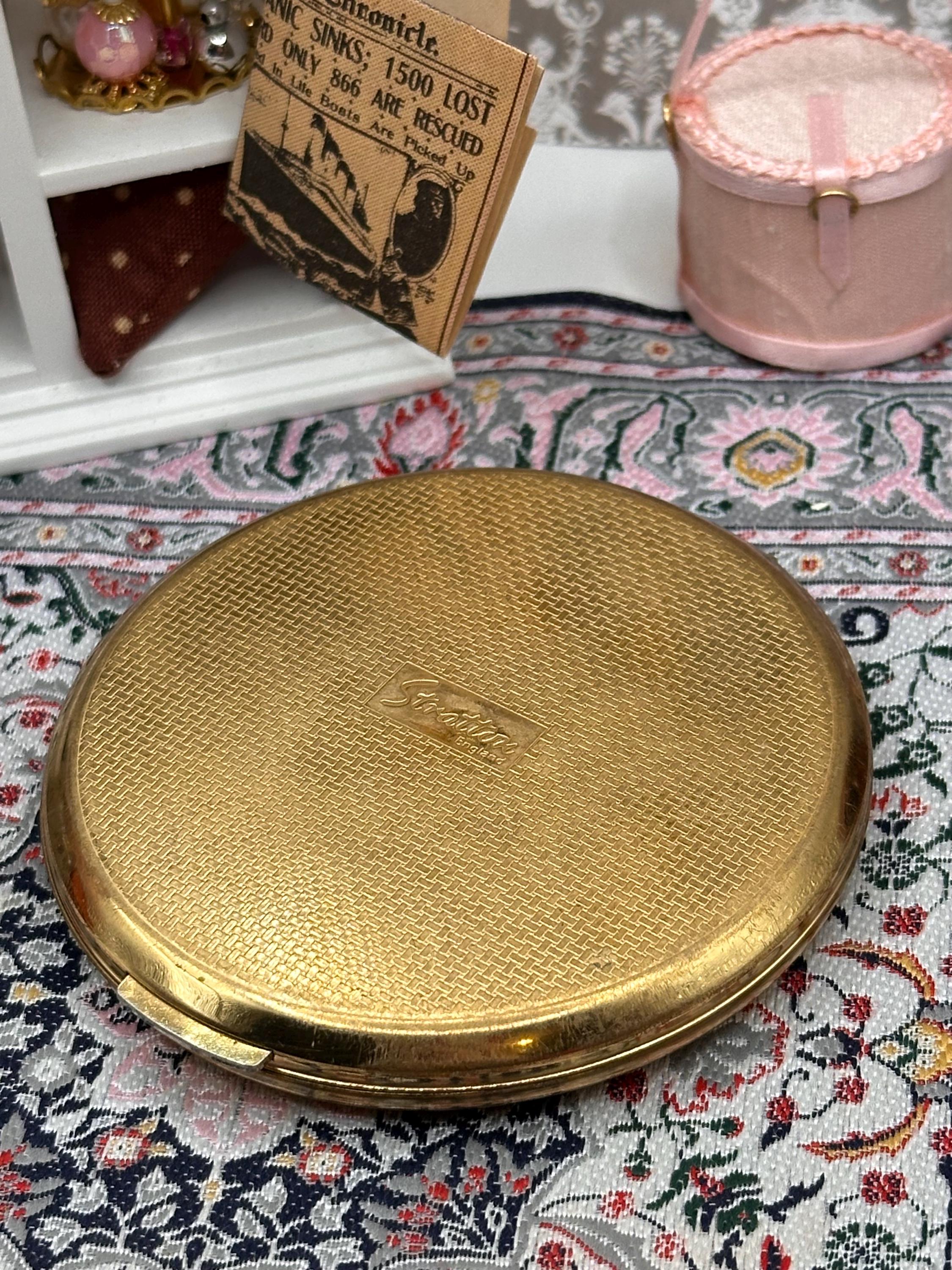 Vintage Stratton Floral Powder Compact, Wedding Bouquet Design, Gold Tone, Mirror