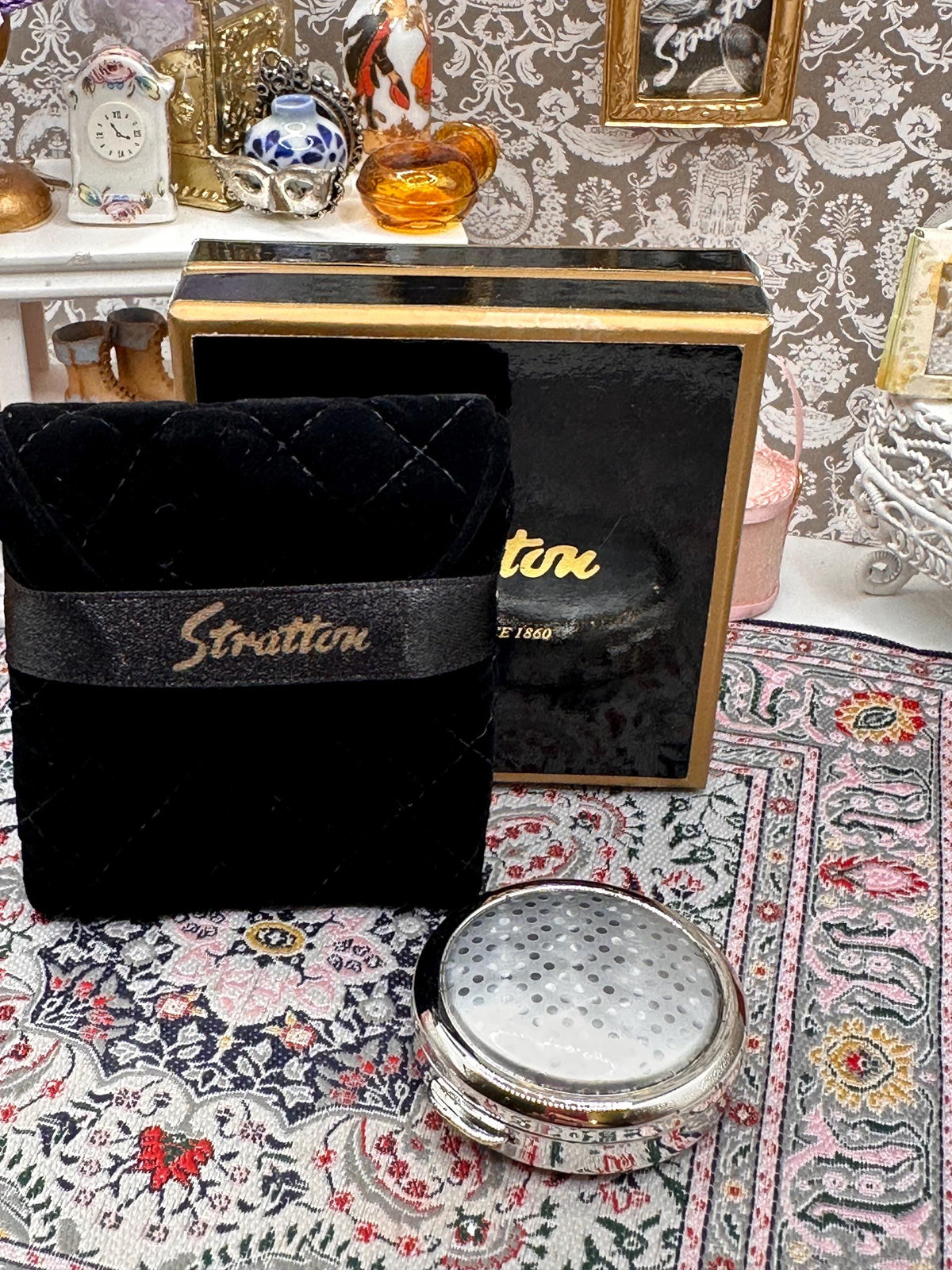 Vintage Stratton Silver Tone Pill Box, Boxed, Engine Turned Lid, 4.5cm