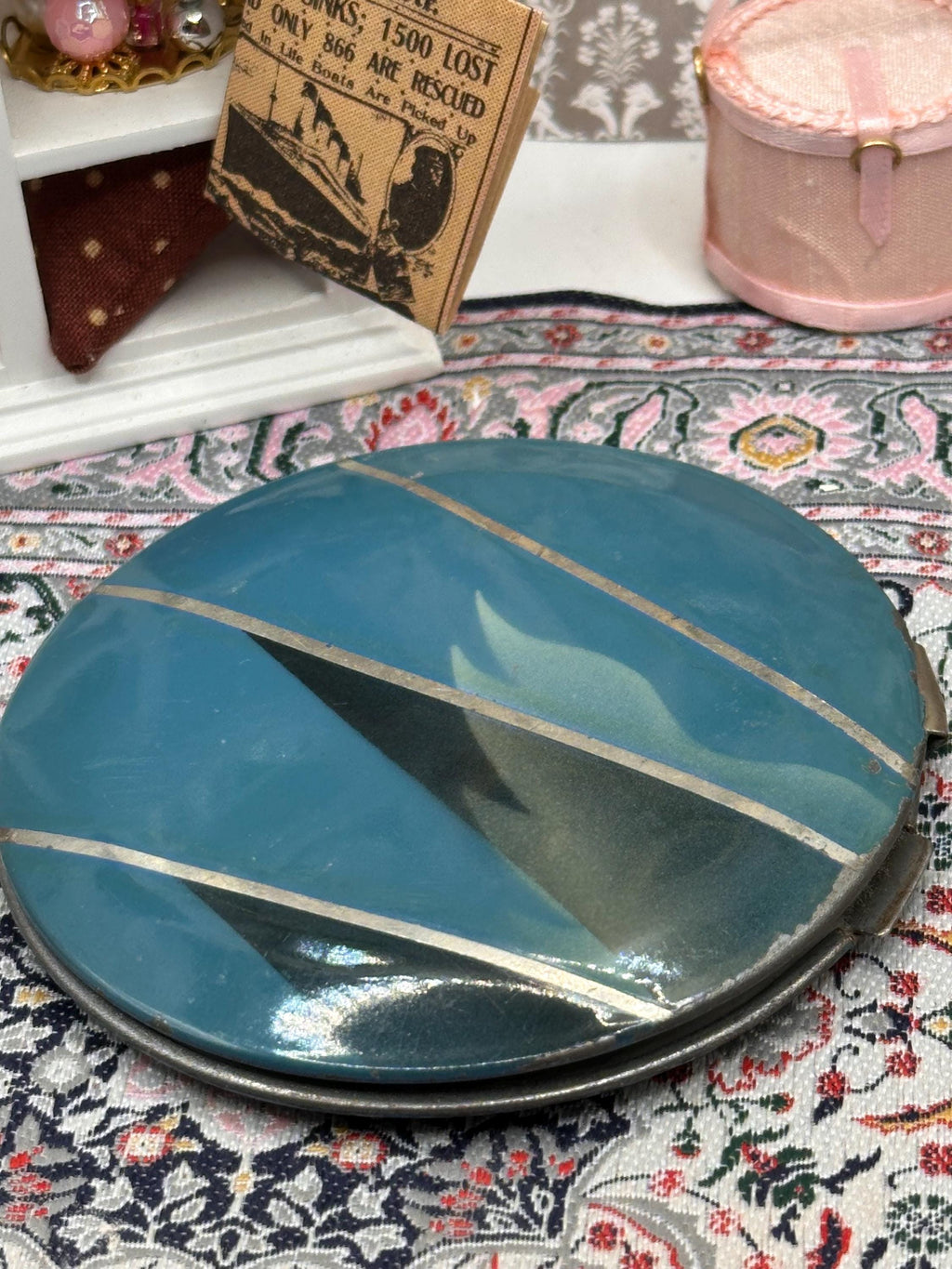 Vintage Art Deco Blue Enamel Powder Compact with Silver Stripes, 8.5cm, Original Leather Pouch