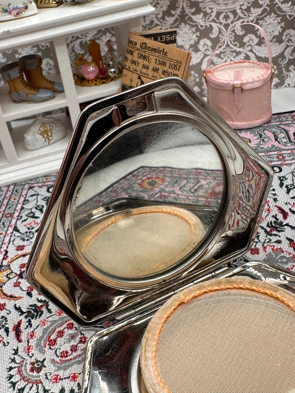 Art Deco Leather Covered Powder Compact, L.F. (Louis Frères), French, 1930s Chrome Frame