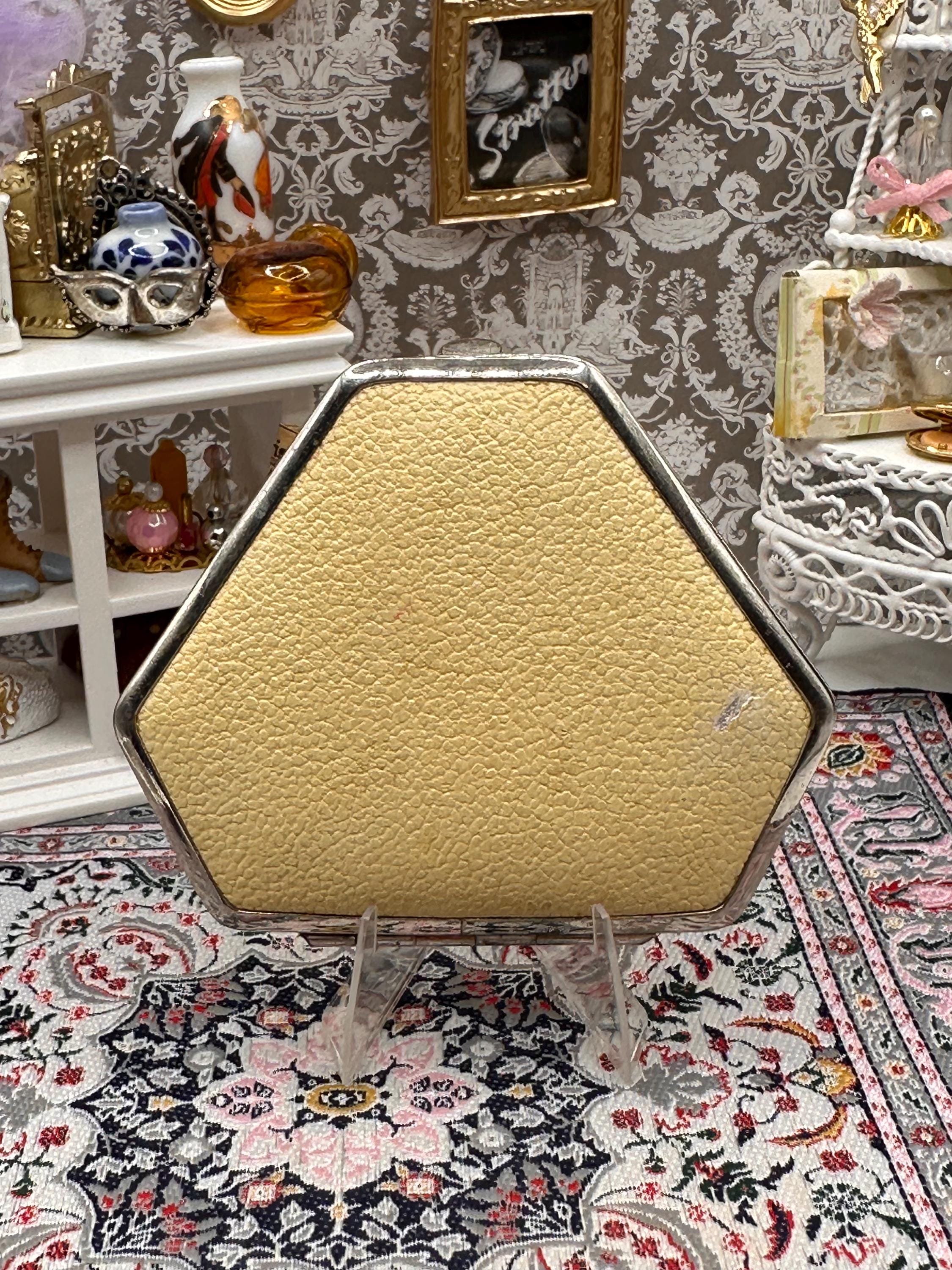 Art Deco Leather Covered Powder Compact, L.F. (Louis Frères), French, 1930s Chrome Frame