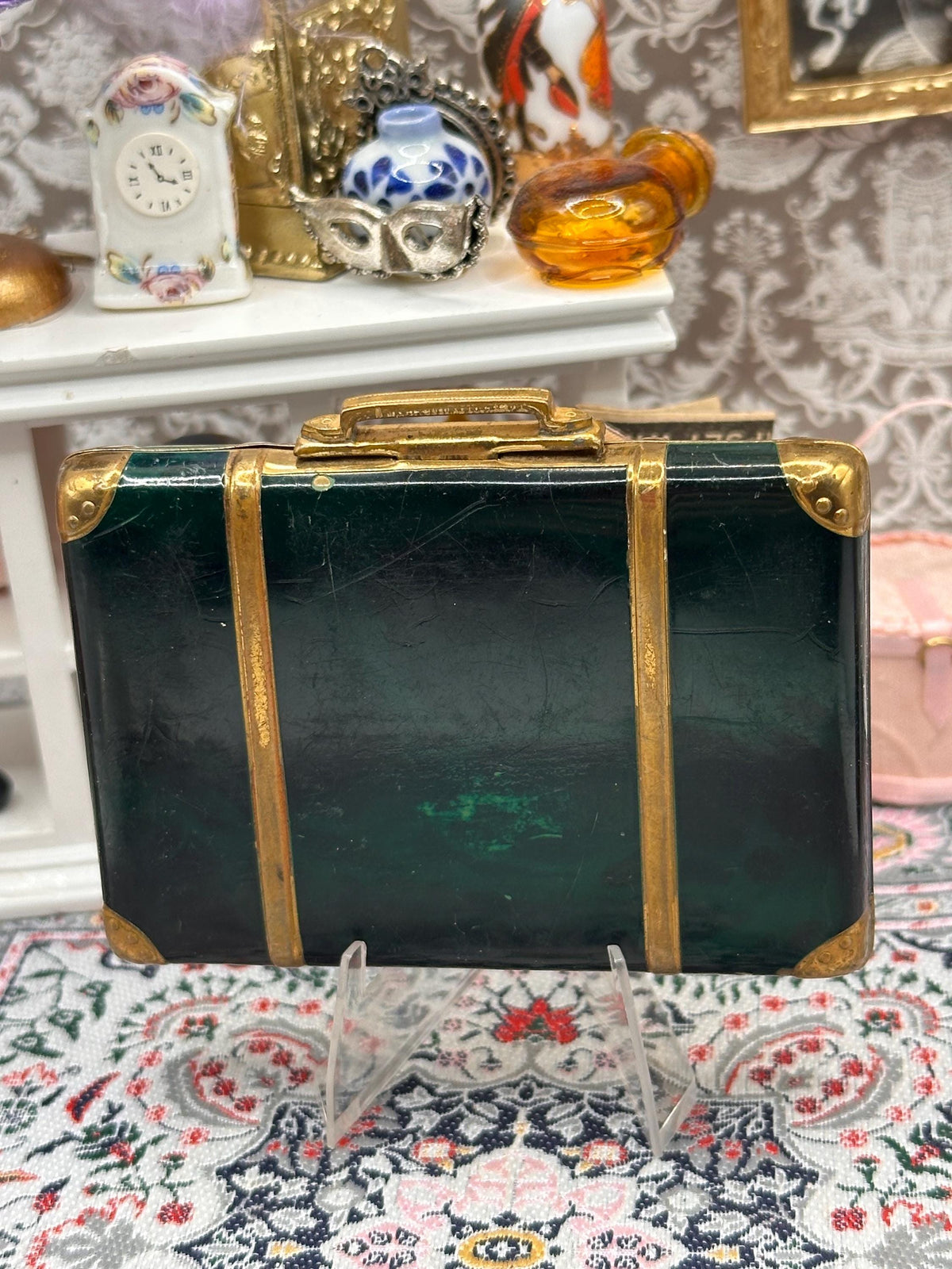Vintage Suitcase Powder Compact Green Enamel Vanity Compact 1950s Novelty Travel Case Design
