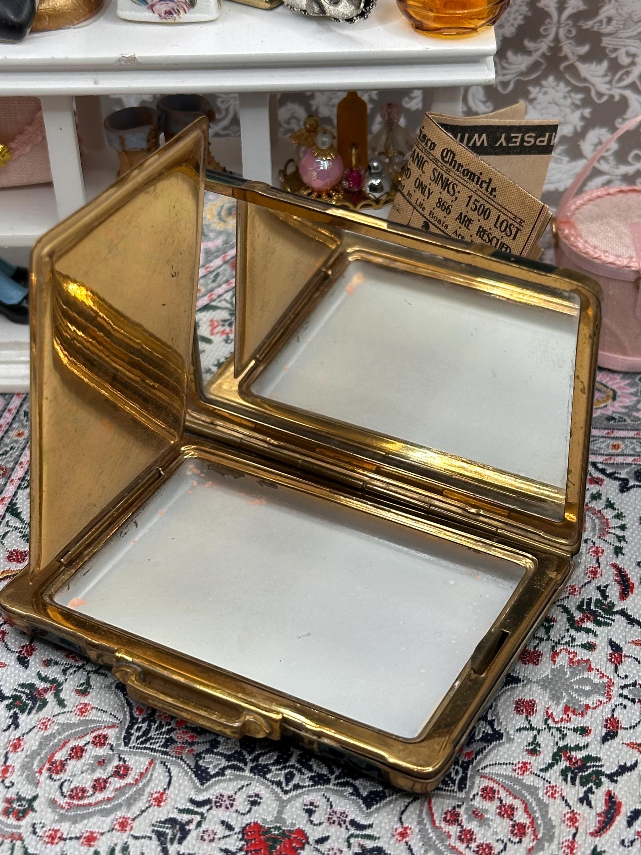 Vintage Suitcase Powder Compact Green Enamel Vanity Compact 1950s Novelty Travel Case Design