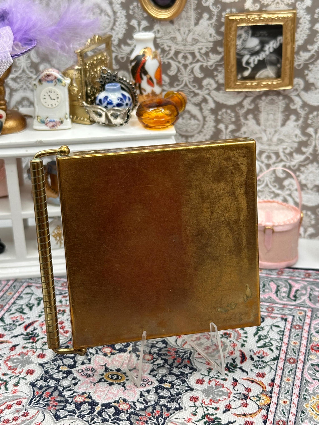 Vintage Volupté USA Powder Compact: 1950s Floral Enamel Gold Tone Vanity Case