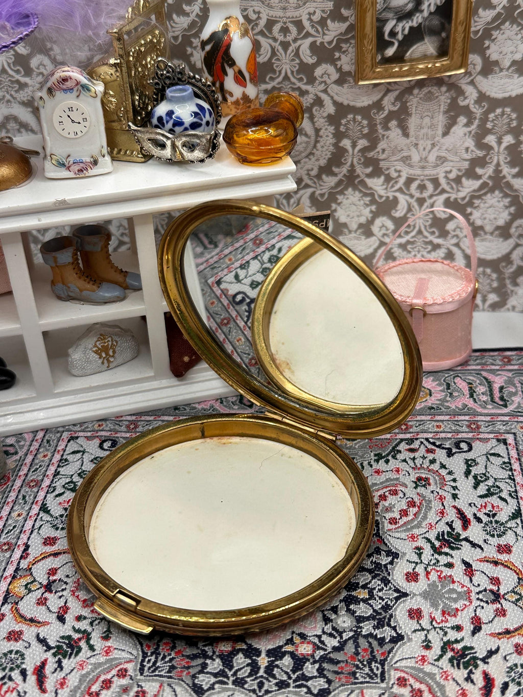 Vintage Stratton Powder Compact, Gold Tone Greek Key Design, Mid Century Vanity Mirror
