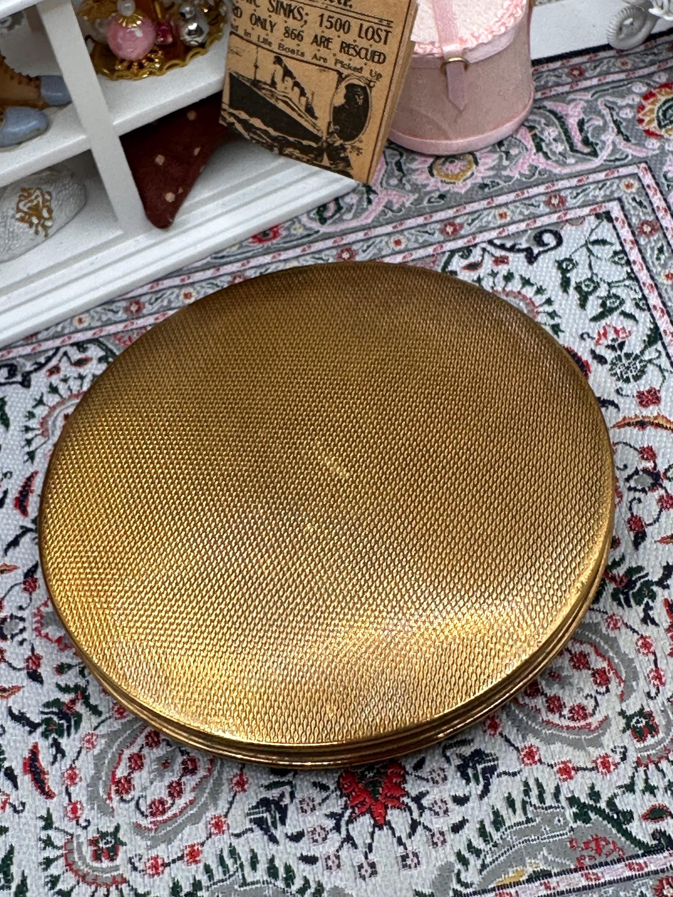 Vintage Royal Navy Powder Compact – Zenette England – 9cm – Military Sweetheart Compact