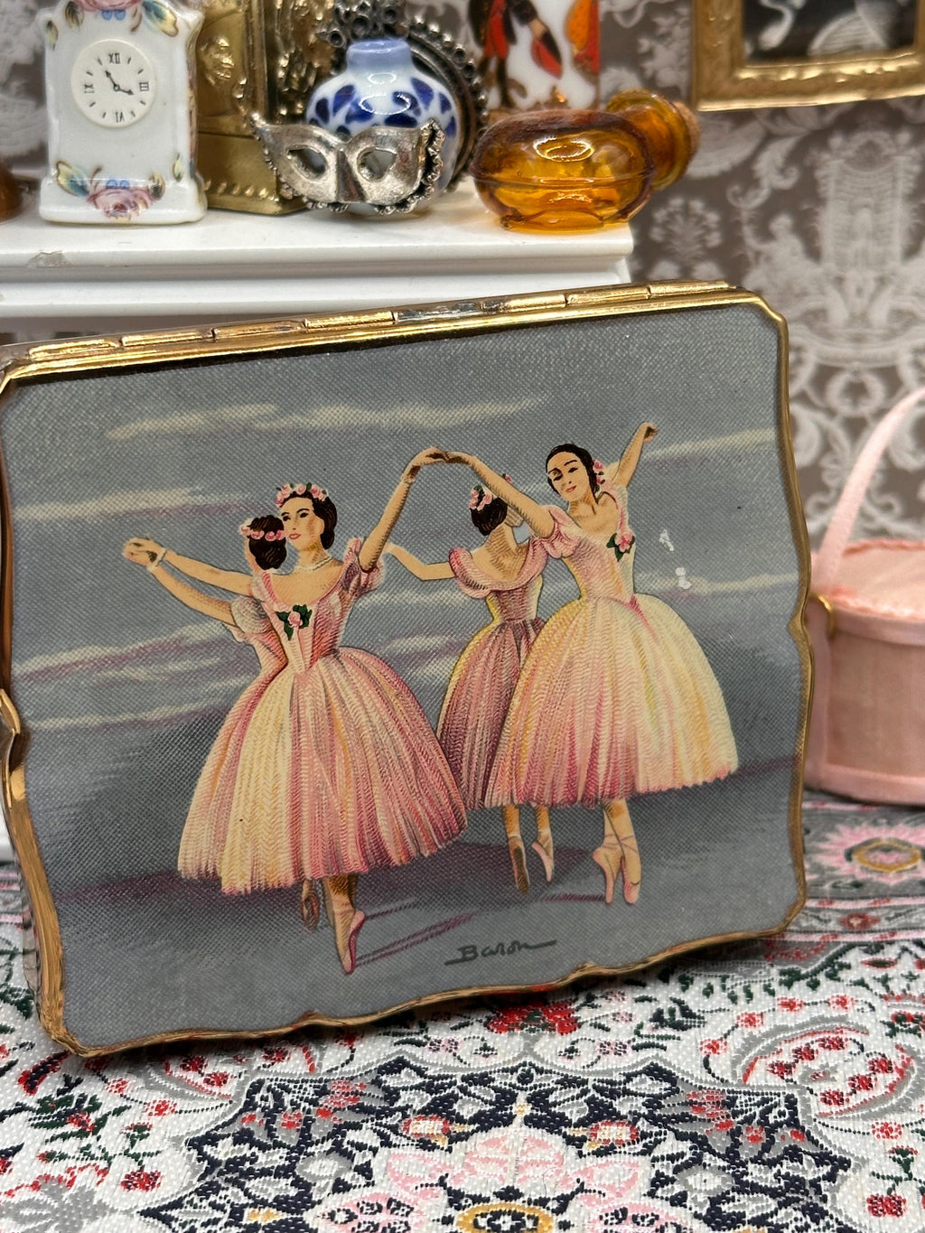 Vintage Stratton Baron Musical Powder Compact Ballerinas, Reuge Brahms Waltz, 1950s