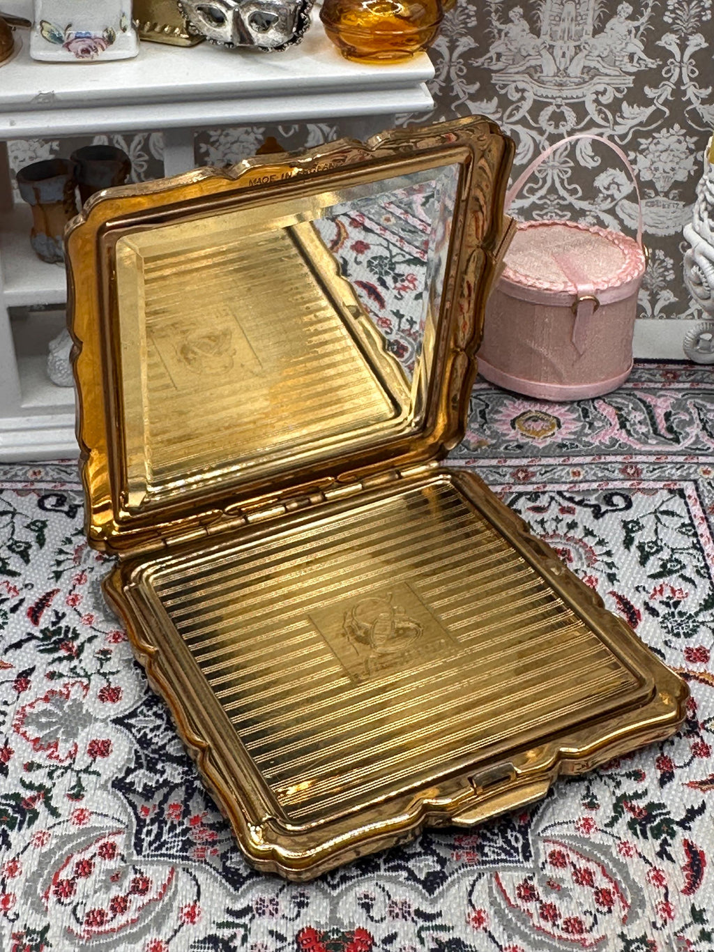 Vintage Stratton Powder Compact: Blue Enamel Floral Design, Mid-Century Vanity Mirror