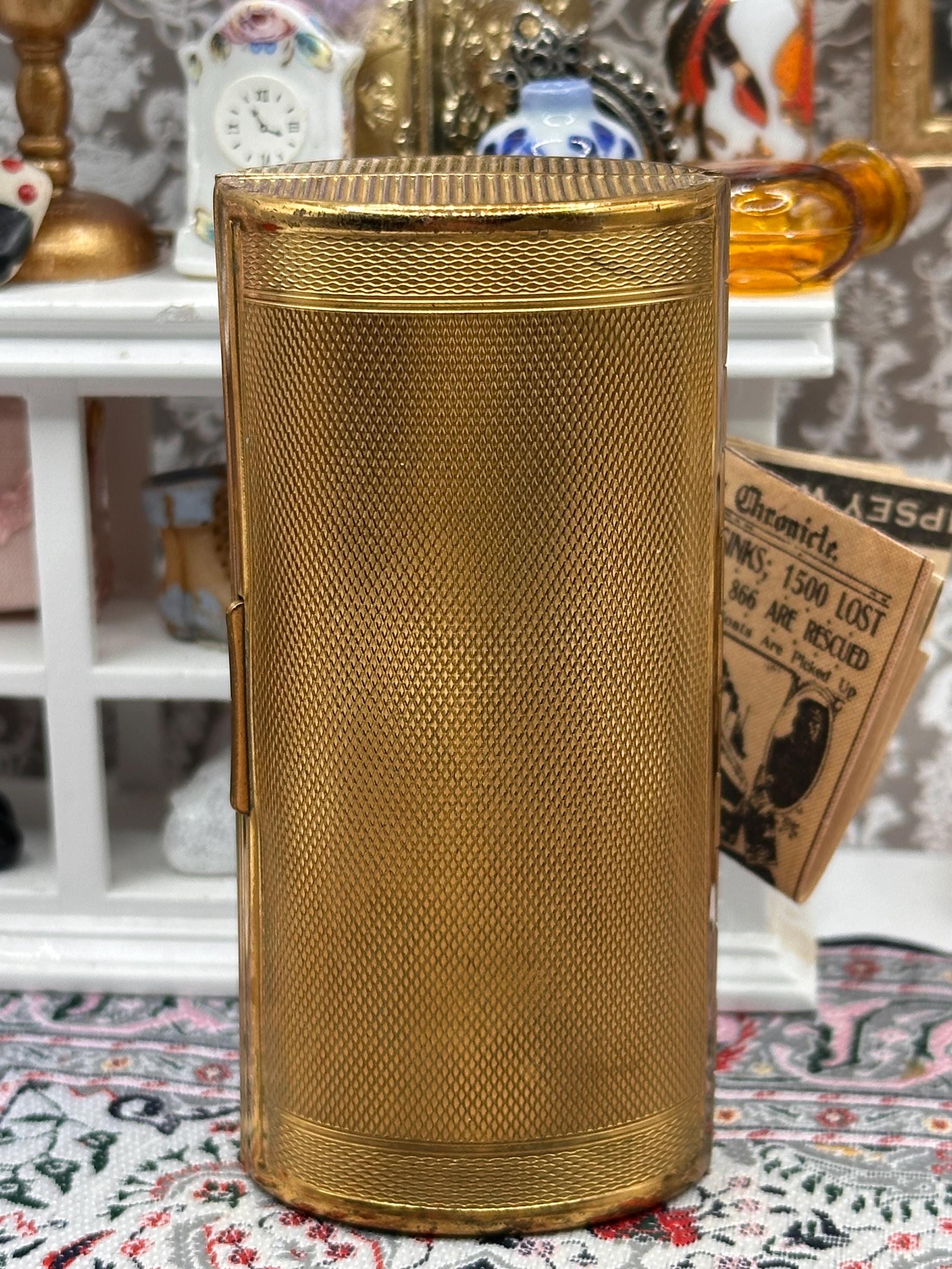 Vintage Kigu Blue Guilloché Cigarette Case 9cm – Gold Tone with Silver Tone Wreath Detail – Mid Century Vanity Tobacciana