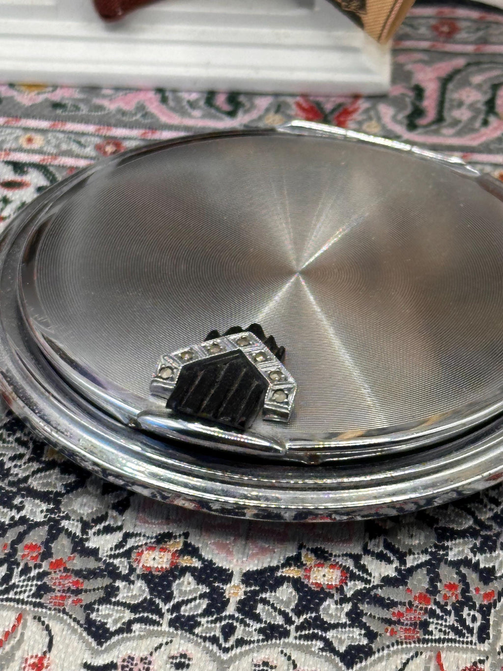 Art Deco Engine Turned Silver Tone Powder Compact – 1930s Round Vanity Display Piece