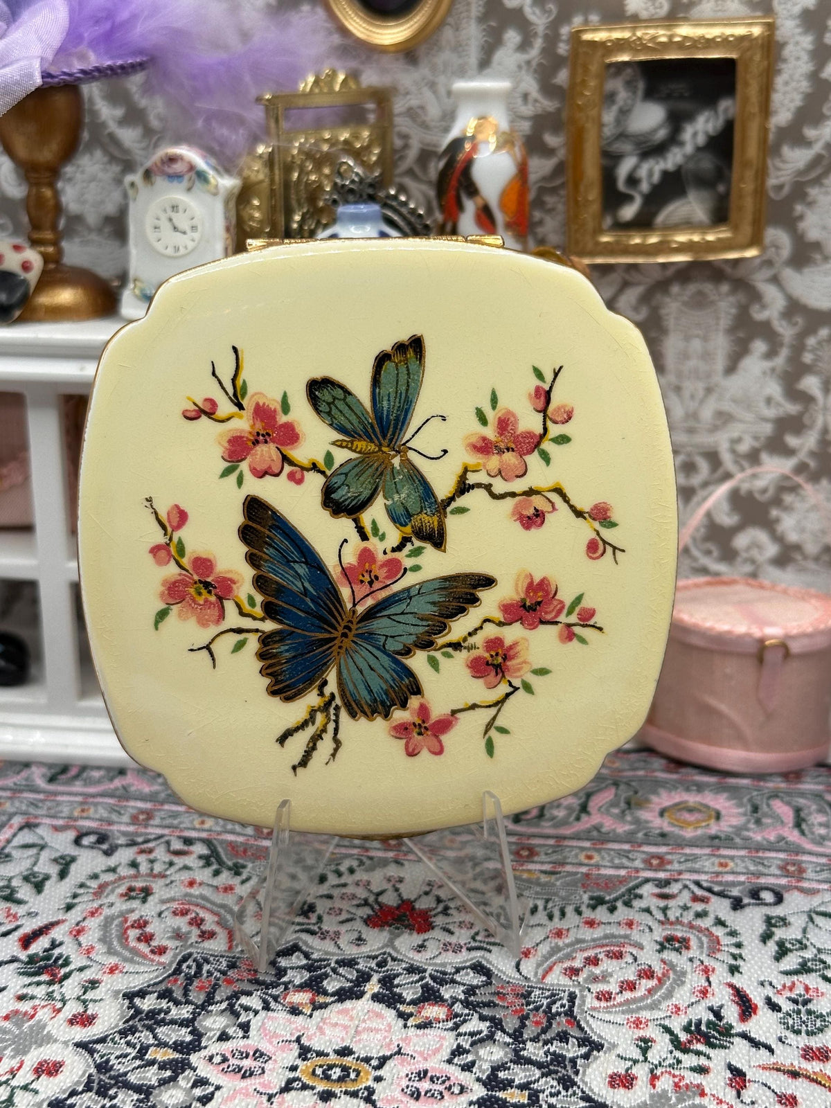 Vintage Kigu England Powder Compact, Blue Butterfly & Blossom Design, Gold Tone Enamel Compact, 1950s