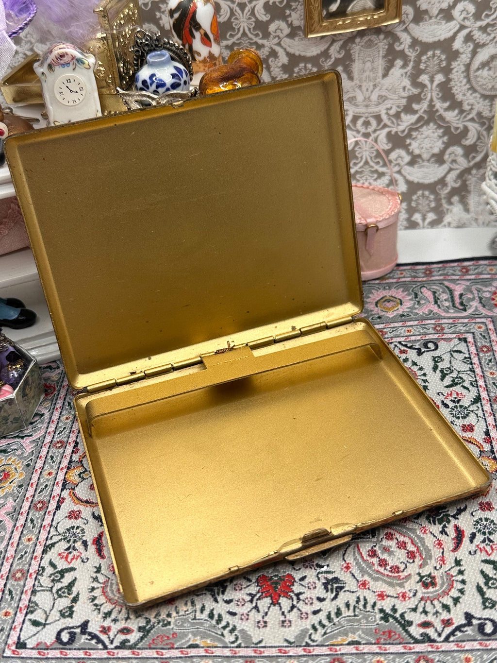 Vintage Gold Tone Snakeskin Cigarette Case | Mid Century Cigarette Holder | Retro Tobacciana Case | 10cm x 8cm