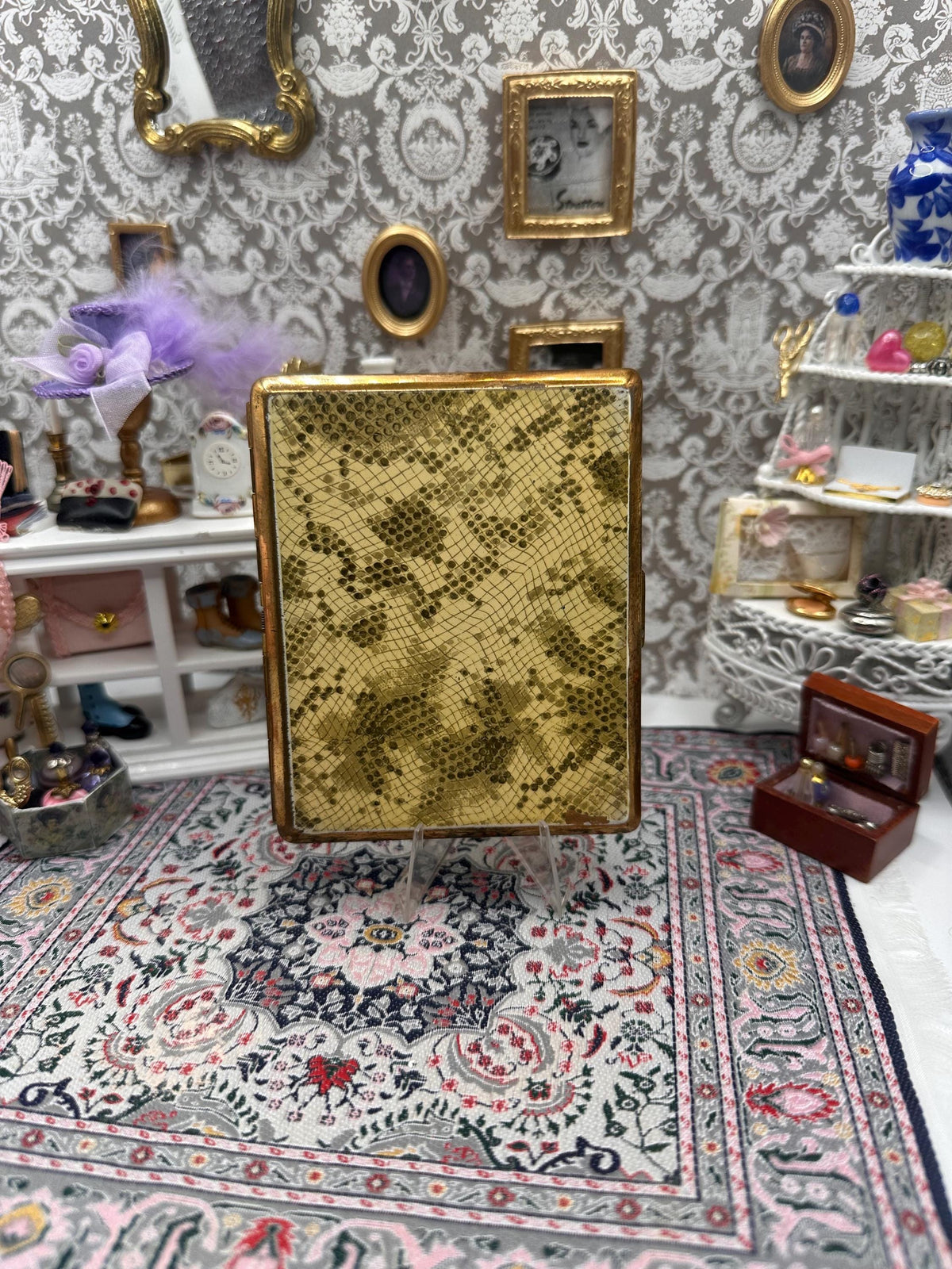 Vintage Gold Tone Snakeskin Cigarette Case | Mid Century Cigarette Holder | Retro Tobacciana Case | 10cm x 8cm