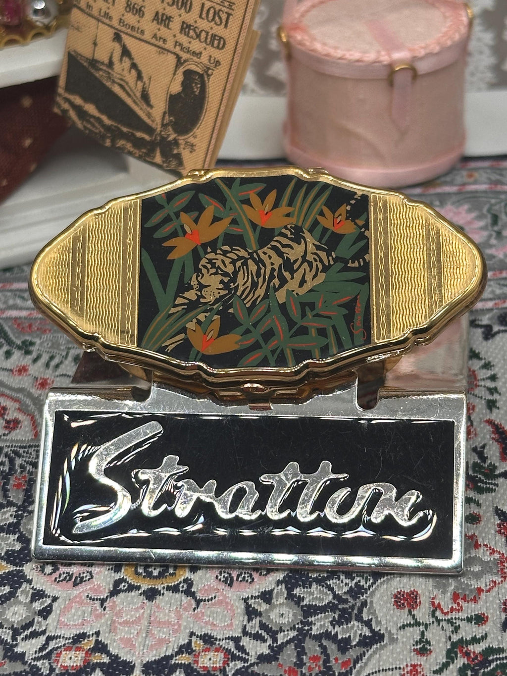 Vintage Stratton Lip View Mirror Compact, Boxed Stratton Handbag Mirror, Tiger Jungle Design Lipstick Mirror, Mid Century Vanity Accessory