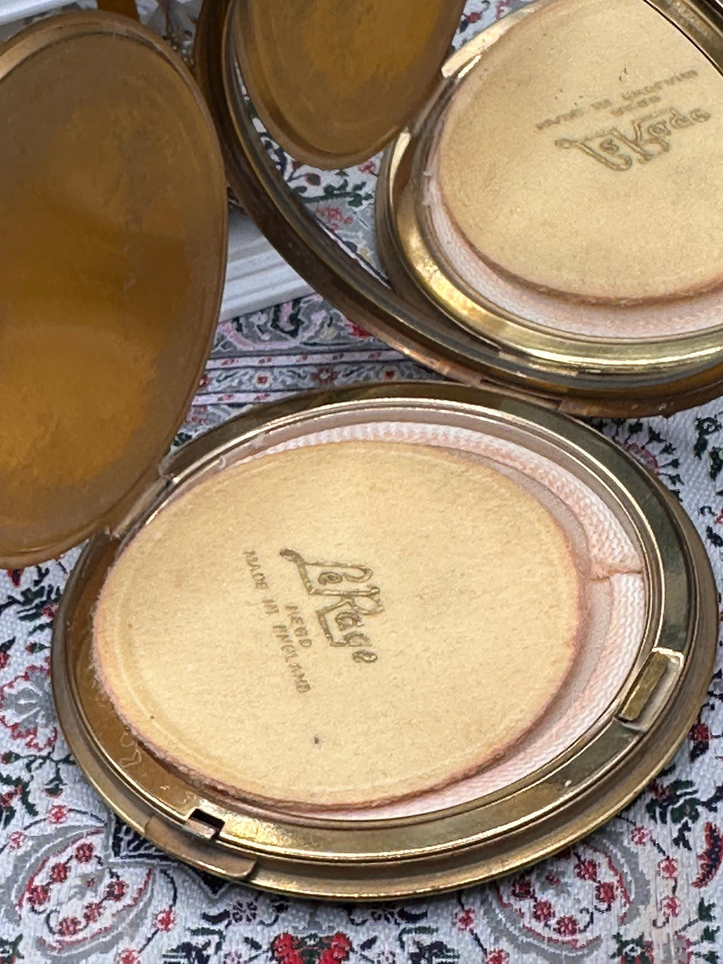 Vintage Le Rage Powder Compact, Large 9cm Gold Tone Compact Mirror, Blue Rhinestone Vanity Compact, British Vintage Makeup Compact