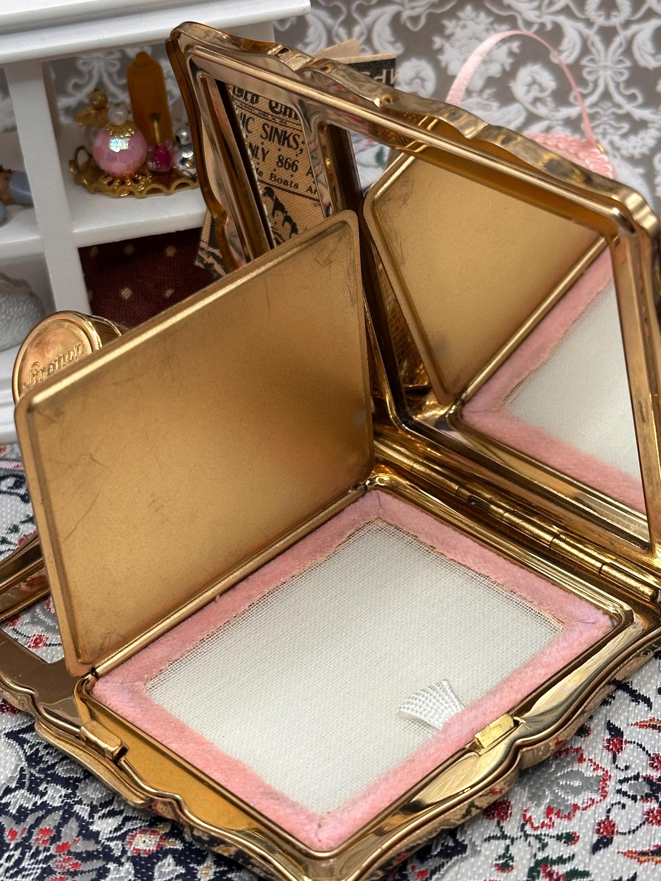 Vintage Stratton Princess Powder Compact, Persian Design Compact Mirror, Stratton No 1 Compact, Mid Century Vanity Compact, Collectible