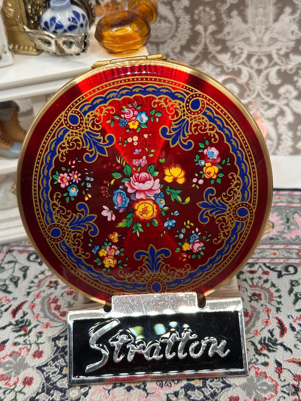 Vintage Stratton Powder Compact Mirror England – Scarlet Red Enamel Floral Convertible Powder Compact – Gold Tone Vanity Compact – 1950s