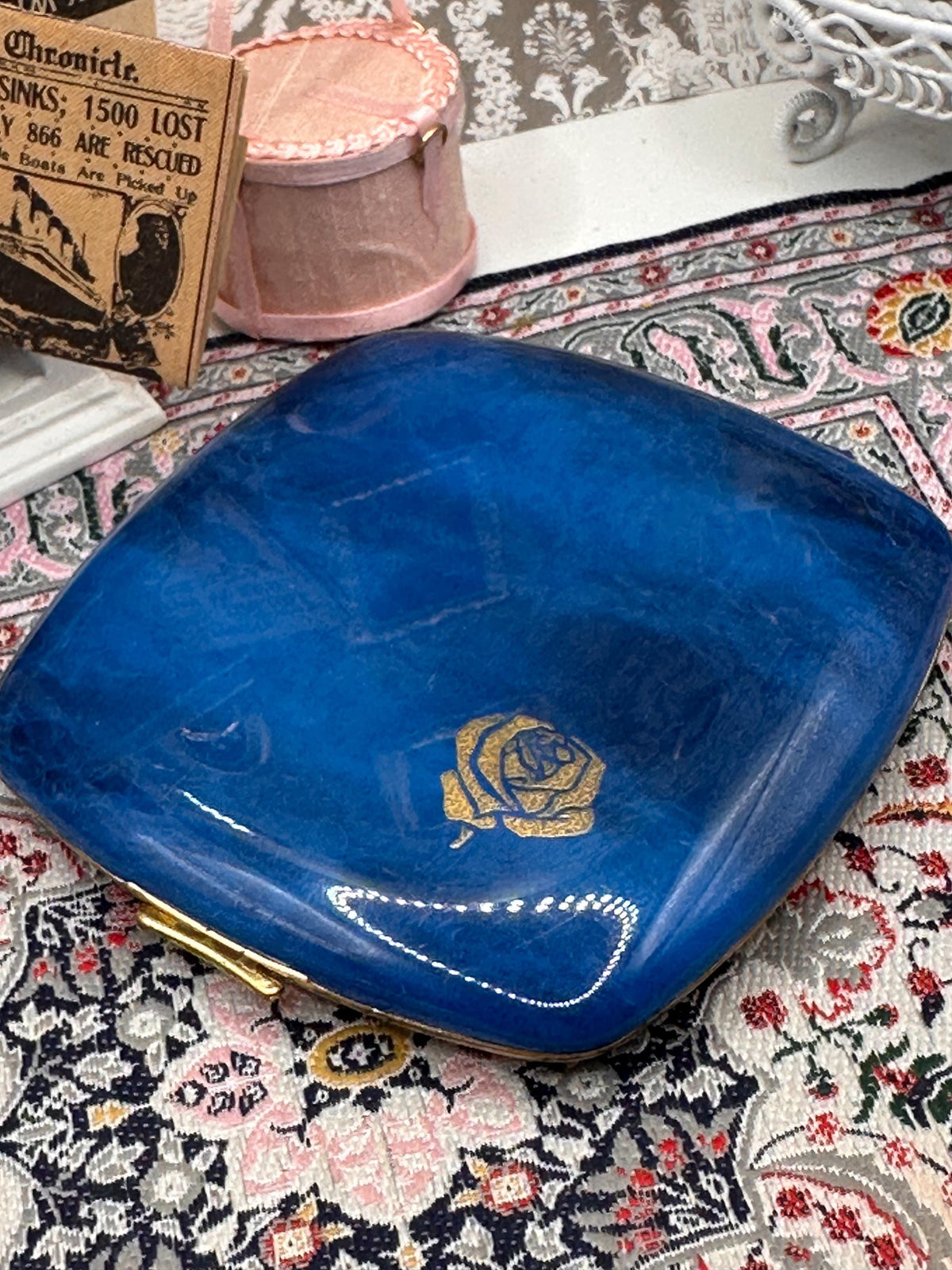 Vintage Melissa Blue Enamel Powder Compact with Gold Rose Motif | Mid Century Vanity Compact | Collectible Powder Compact 8cm