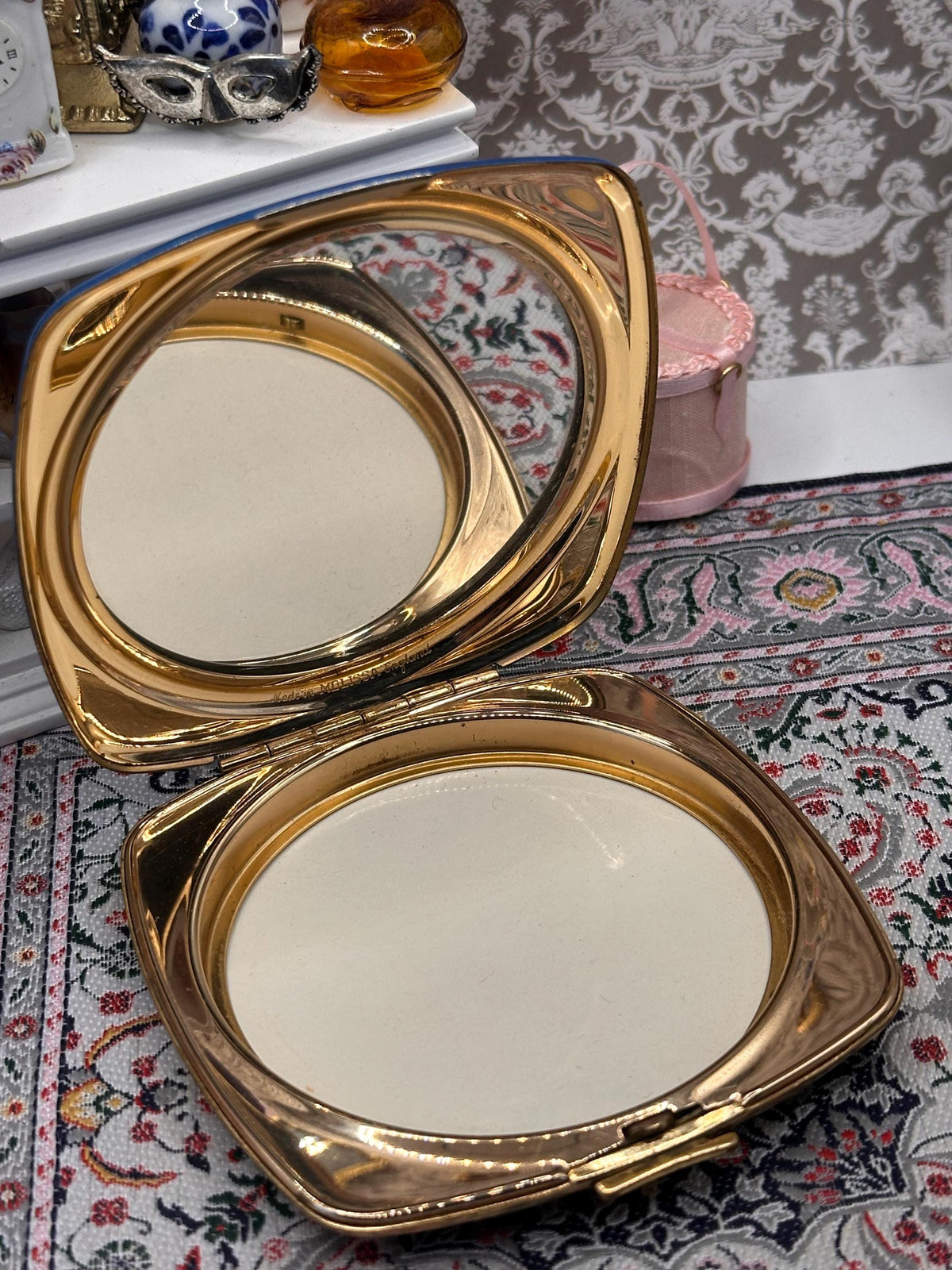 Vintage Melissa Blue Enamel Powder Compact with Gold Rose Motif | Mid Century Vanity Compact | Collectible Powder Compact 8cm