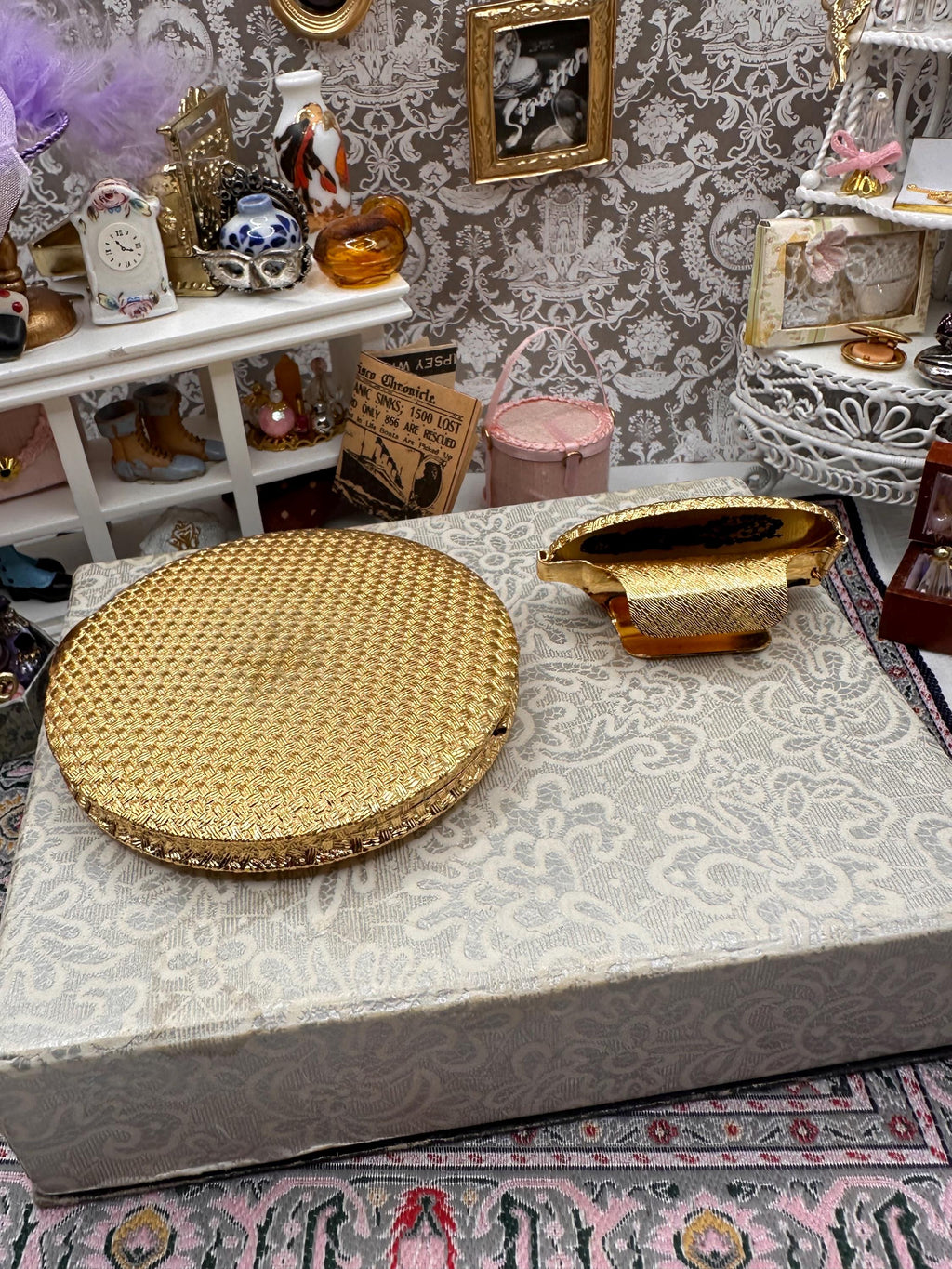 Vintage Boxed Kigu Powder Compact & Lipview Set, Kigu of London Convertible Compact, Gold Tone Vanity Set, Made in England