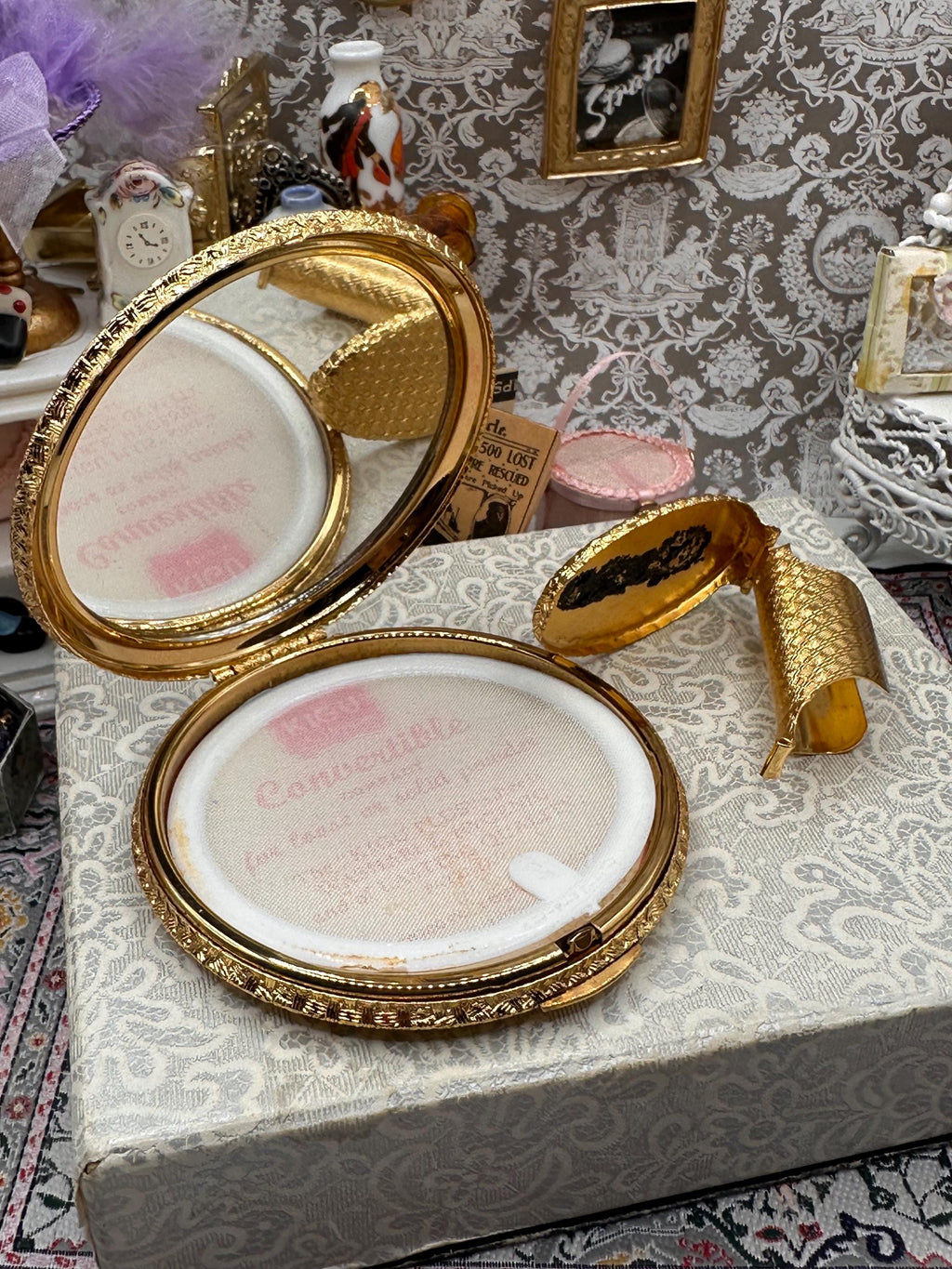Vintage Boxed Kigu Powder Compact & Lipview Set, Kigu of London Convertible Compact, Gold Tone Vanity Set, Made in England