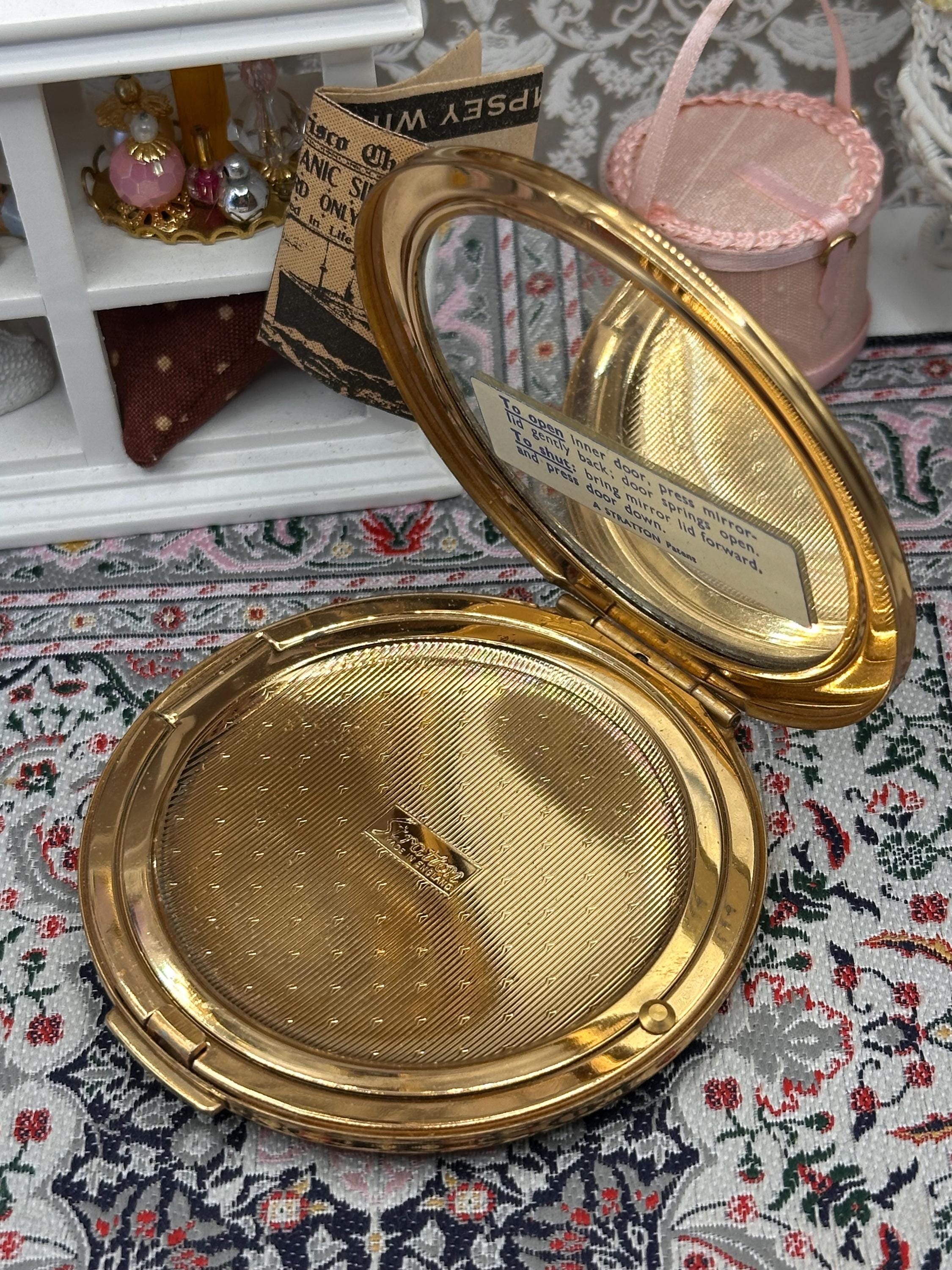 Vintage Stratton Slimline Powder Compact with Original Box & Pouch, Gold Tone Starburst Compact, Made in England