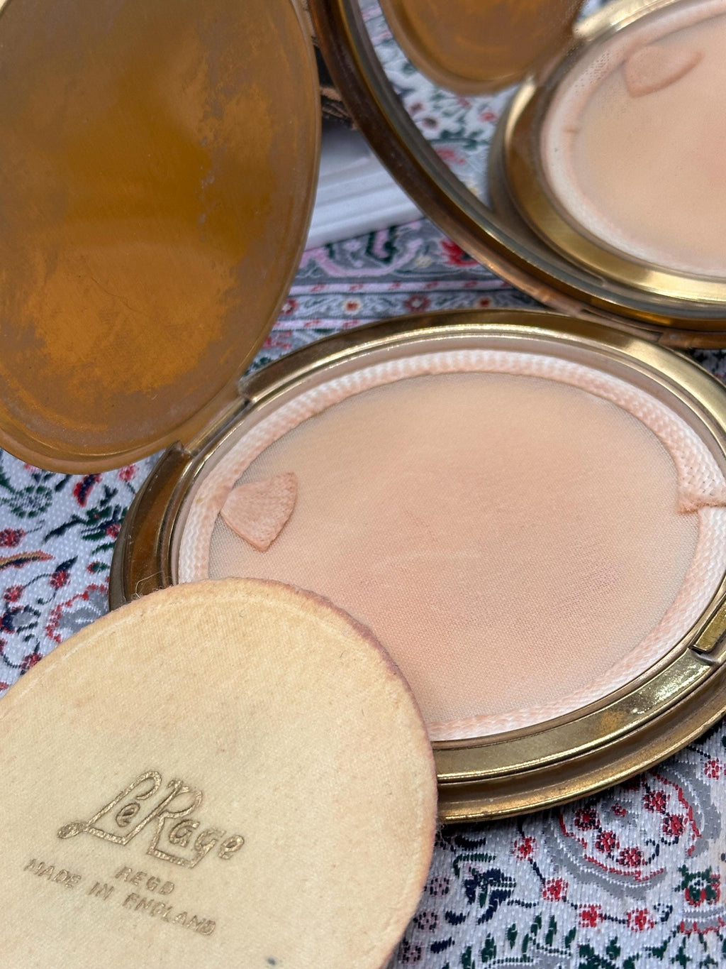 Vintage Le Rage Powder Compact, Large 9cm Gold Tone Compact Mirror, Blue Rhinestone Vanity Compact, British Vintage Makeup Compact