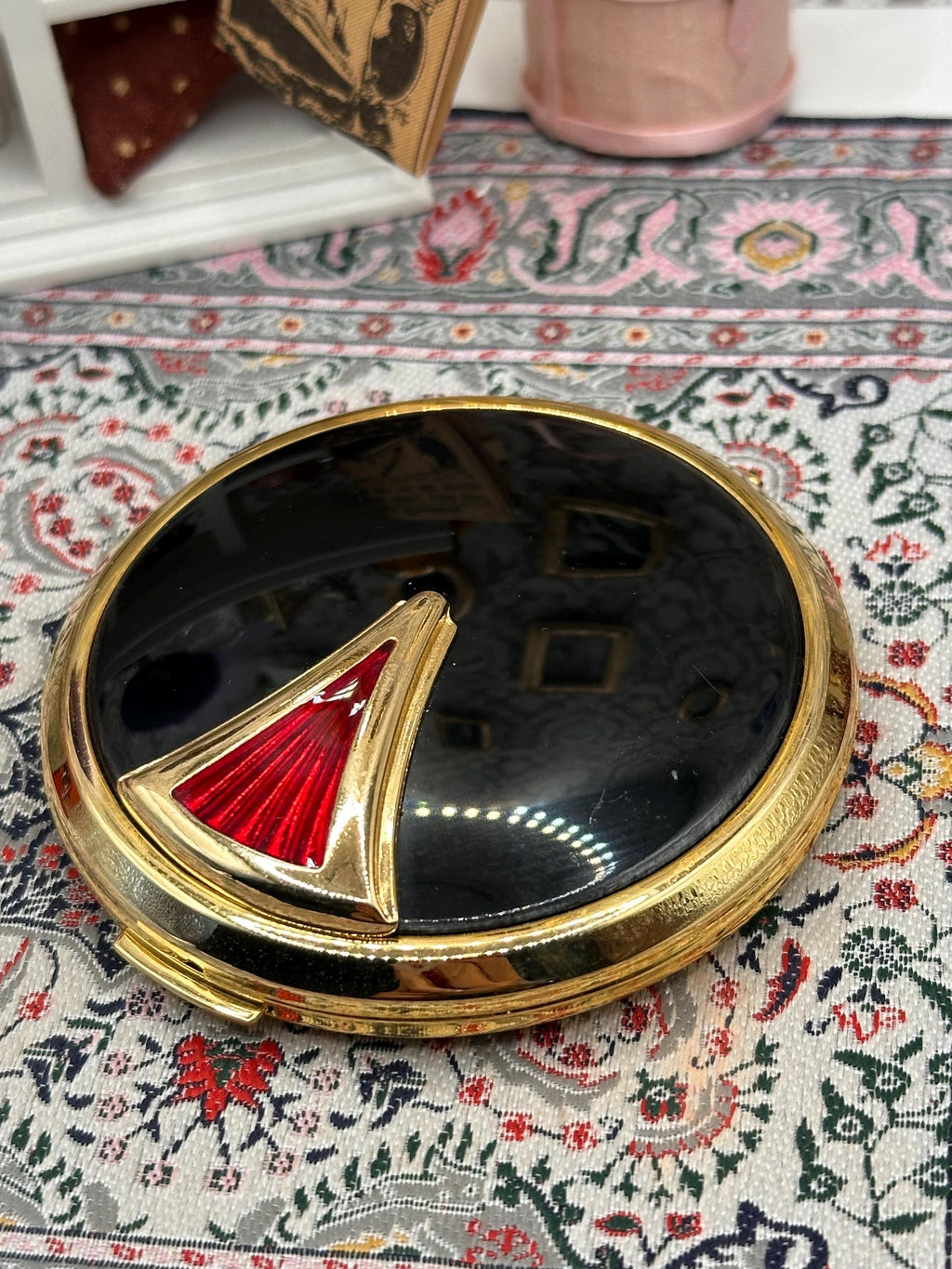 Vintage Stratton Powder Compact Black & Gold Red Enamel Art Deco Style Compact Mirror 7.5cm England