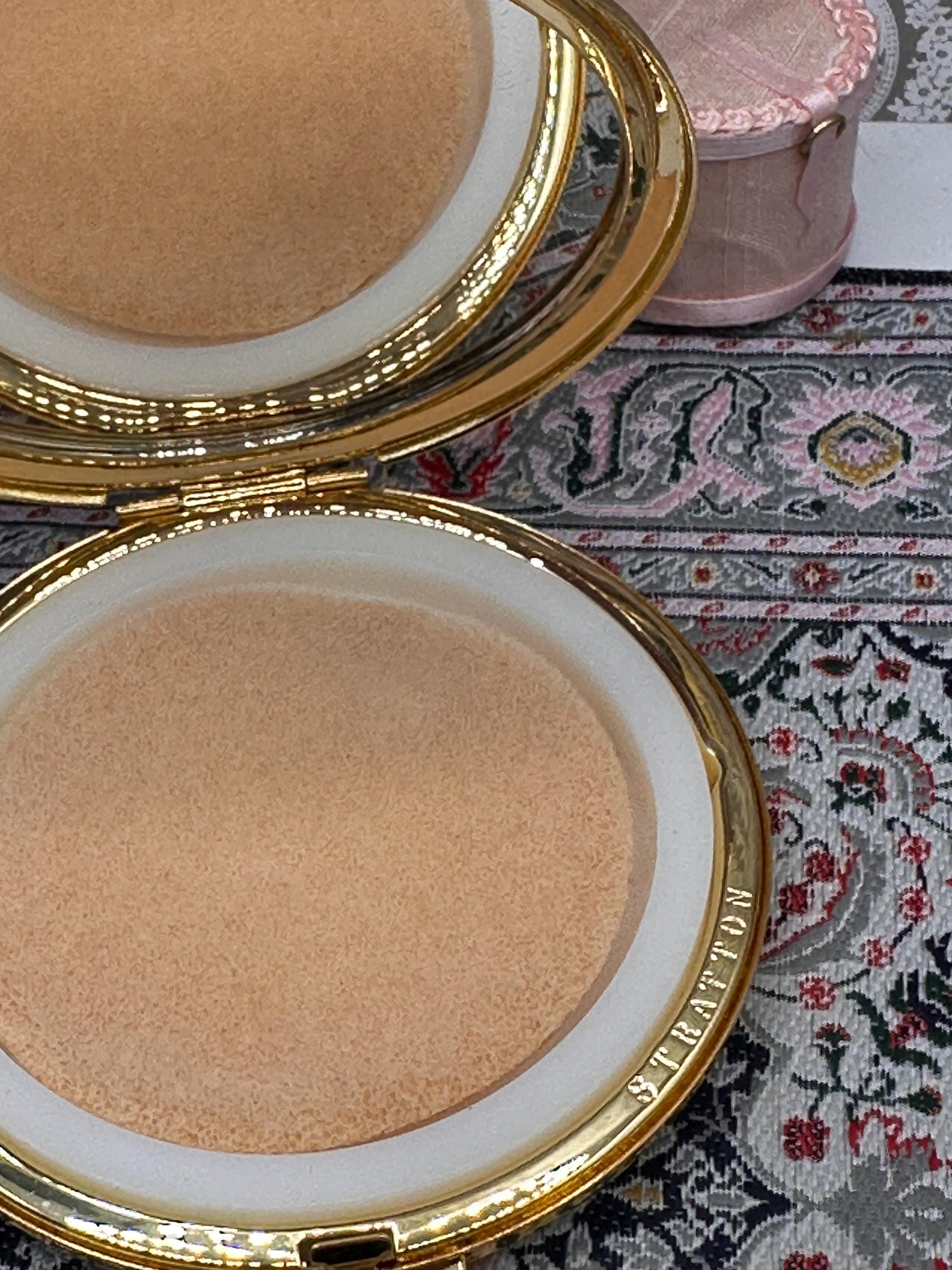 Vintage Stratton Powder Compact Black & Gold Red Enamel Art Deco Style Compact Mirror 7.5cm England